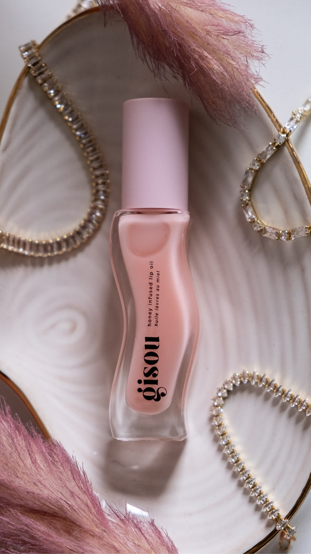 I was in Paris when the collab with Gisou and Cedric Grolet came out and I’m telling you the desserts were a piece of art 😍

The new addition to my lip products collection is the Vanilla Glaze lip oil from Gisou! I already have 5 more of them 🙈 but this colour spoke to my heart so I bought it right before I went to Paris Fashion Week! 😏 Let me know if you want me to show you the lip combo I had!

#gisou #lipoil

#LTKbeauty #LTKautumn #LTKeurope