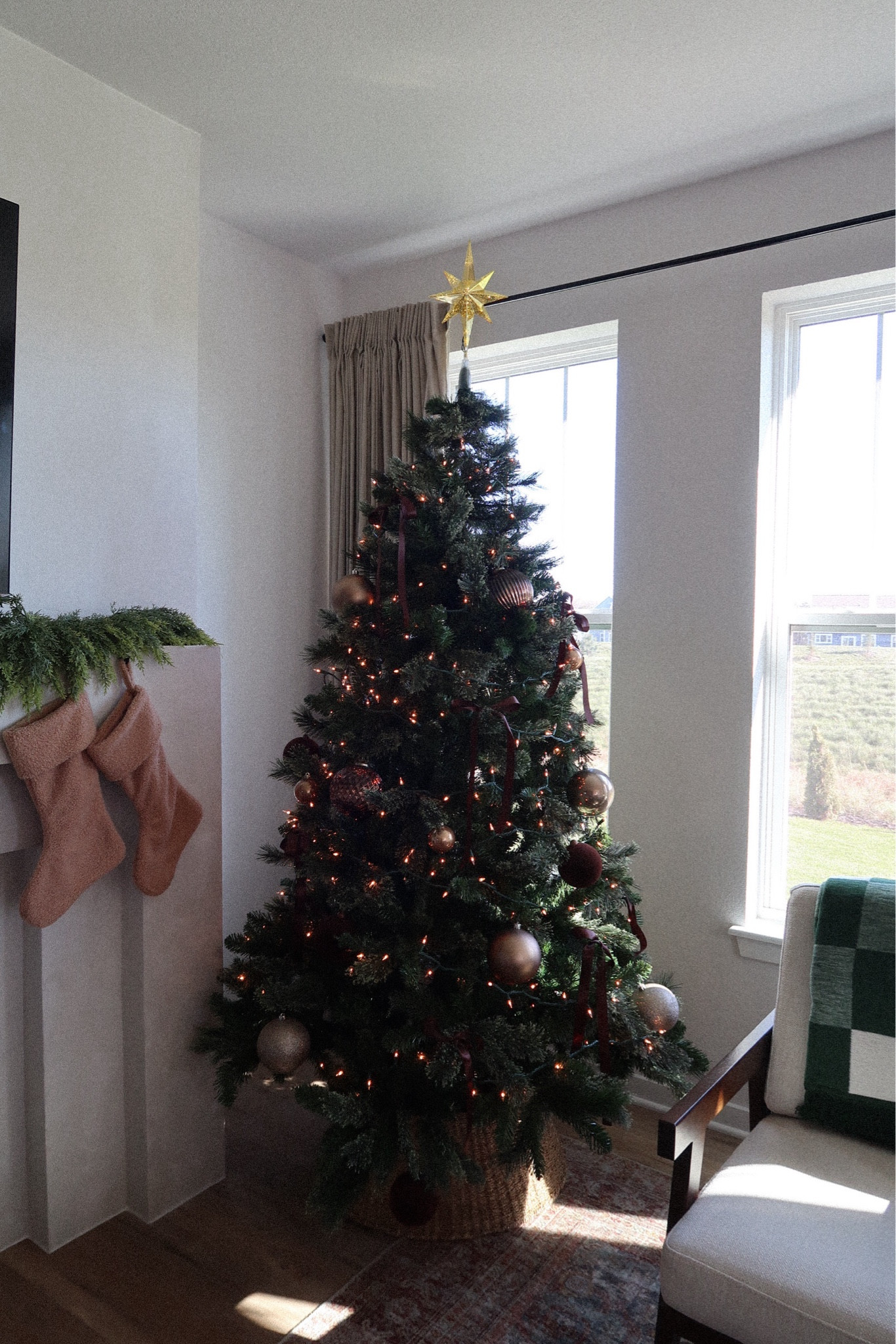 Christmas tree for 2023 🤍

#LTKSeasonal #LTKHoliday #LTKhome