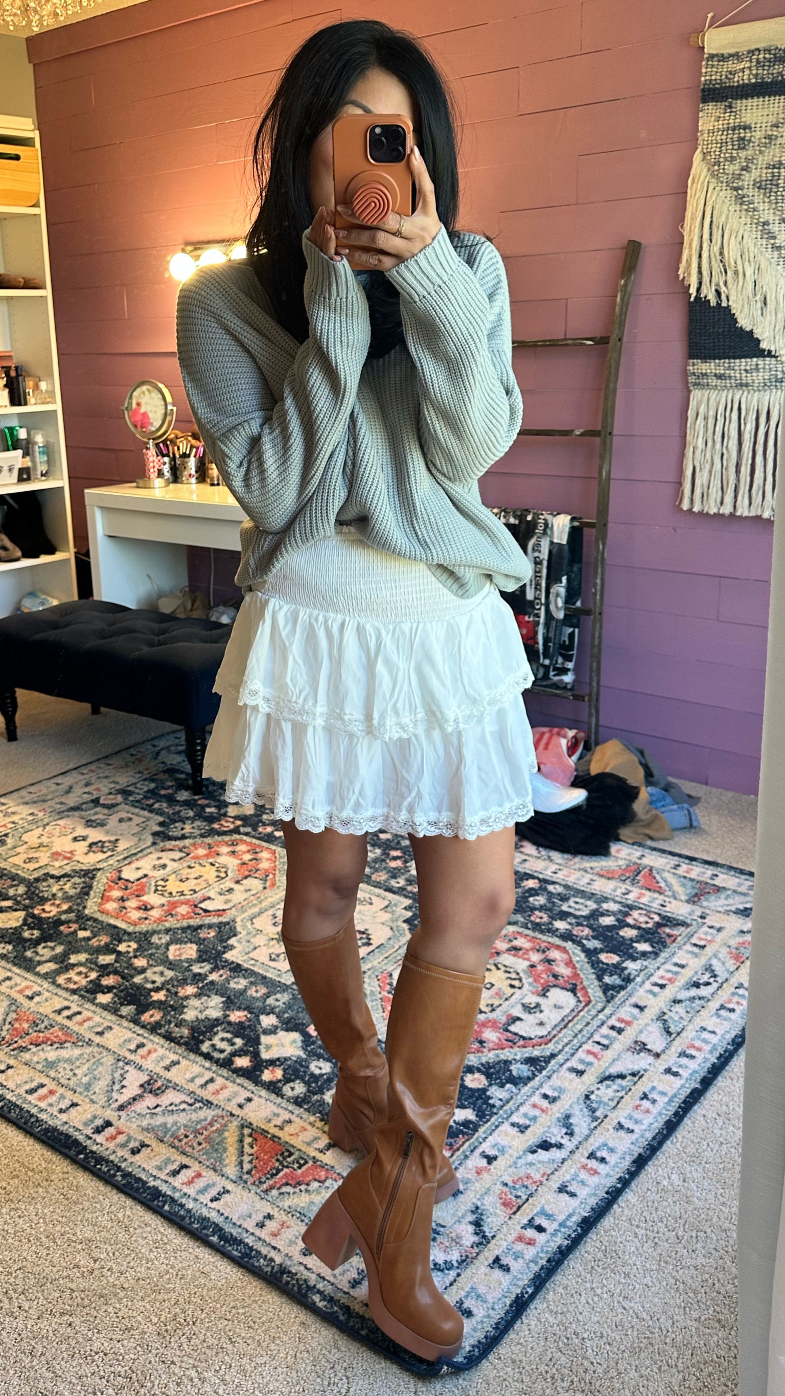 Skirt szn 

#LTKMidsize #LTKOver40 #LTKGiftGuide