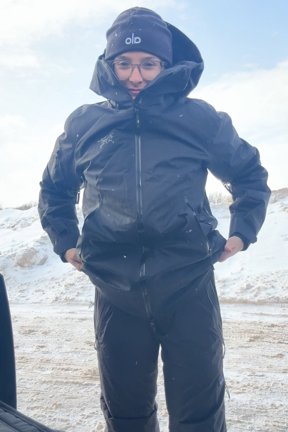 Ski fit

Coat- m
Pants - s