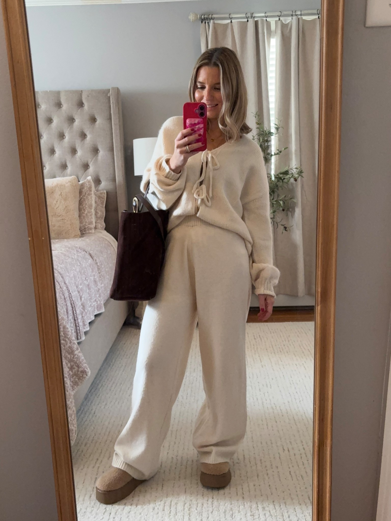 The softest cutest two piece set with bows that tie in the front of the cardigan! Loving the white (apricot color)! 

Fits perfectly I am 5’1 and wearing a size small!

#LTKFindsUnder50 #LTKHoliday #LTKPetite