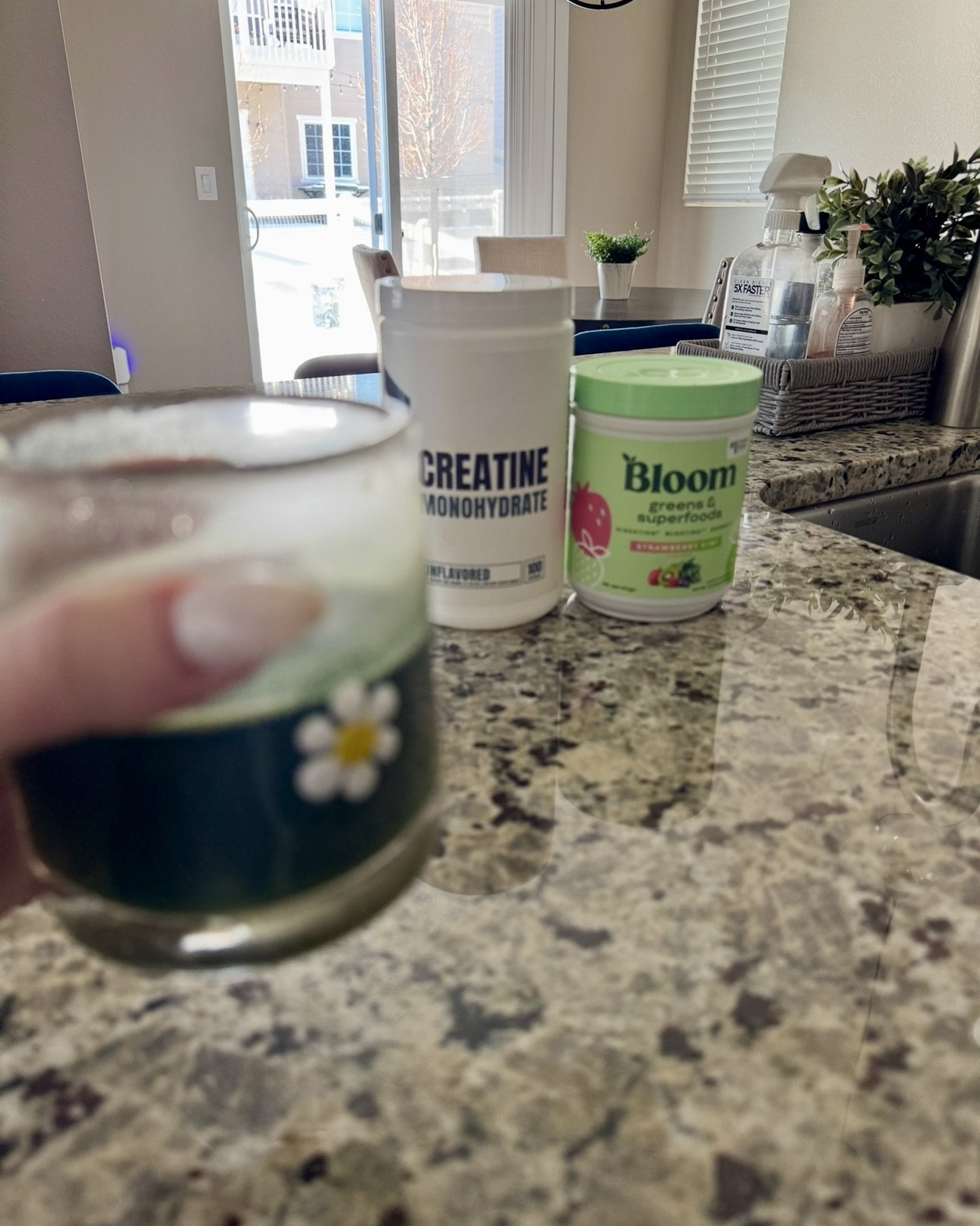 My non-negotiable every morning! #bloom #rawnutrition #codeage

#LTKmomlife #LTKselfcare #LTKfitnessgoals