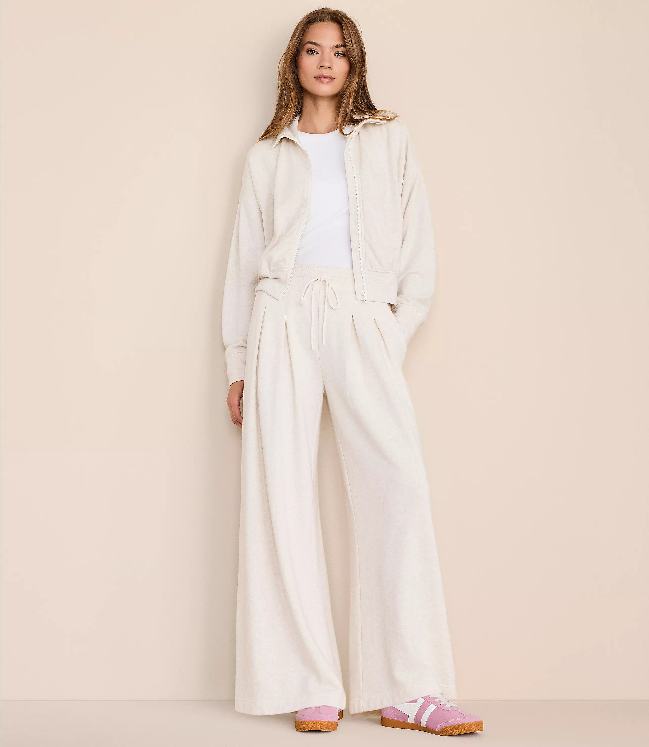 Lou & Grey Heathered Cozy Cotton Pleated Wide Leg Pants | LOFT