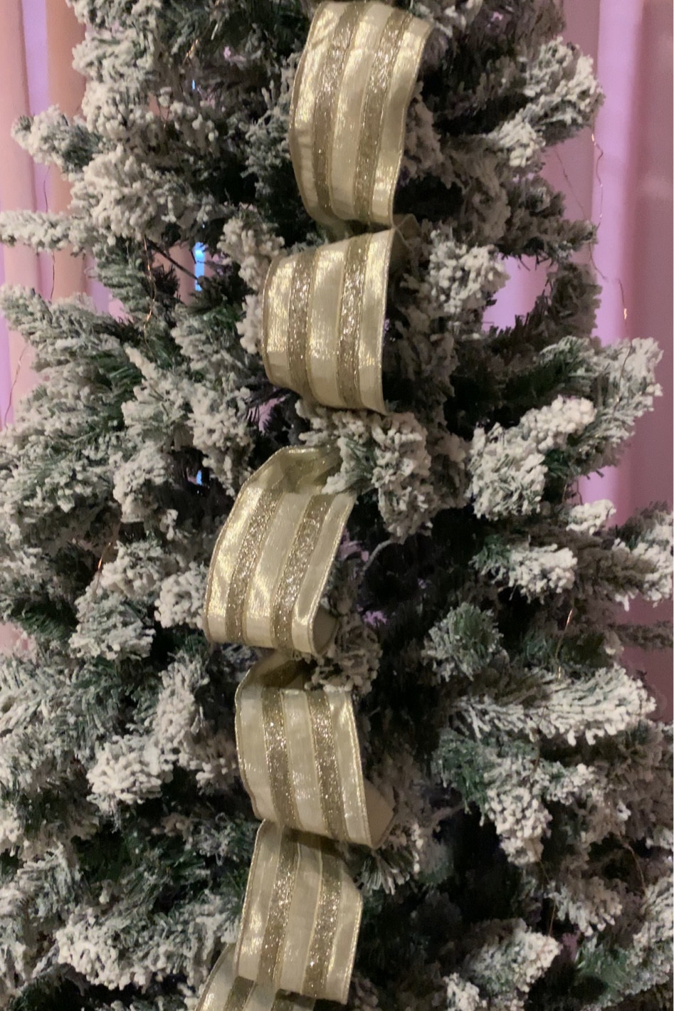 Christmas tree ribbon

Follow @devinhdecor on TikTok and Instagram for daily decor tips, finds and inspiration


Christmas tree decoration. Christmas ribbon. Christmas decor trends 2022. Neutral Christmas decor. Christmas decor inspo. Christmas decor tutorial. #christmastreedecor #neutralchristmasdecor #christmastreeribbon #christmasdecortrends2022

#LTKHoliday #LTKSeasonal