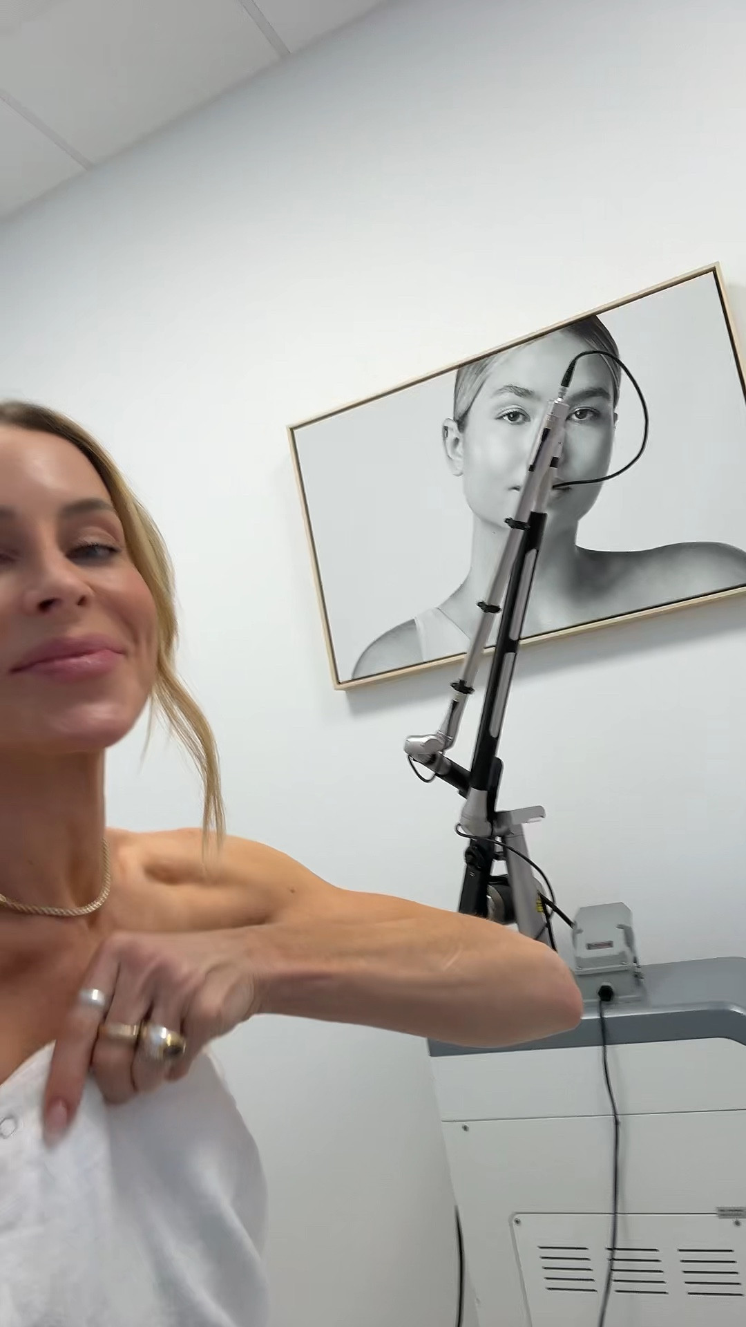 lets do this !! @laseraway #allskin #LApromotion #ad

Receive 70% off a package of 8 or 10 laser hair removal treatments on a petite area of the body or a petite area of the face from 3/31-4/27