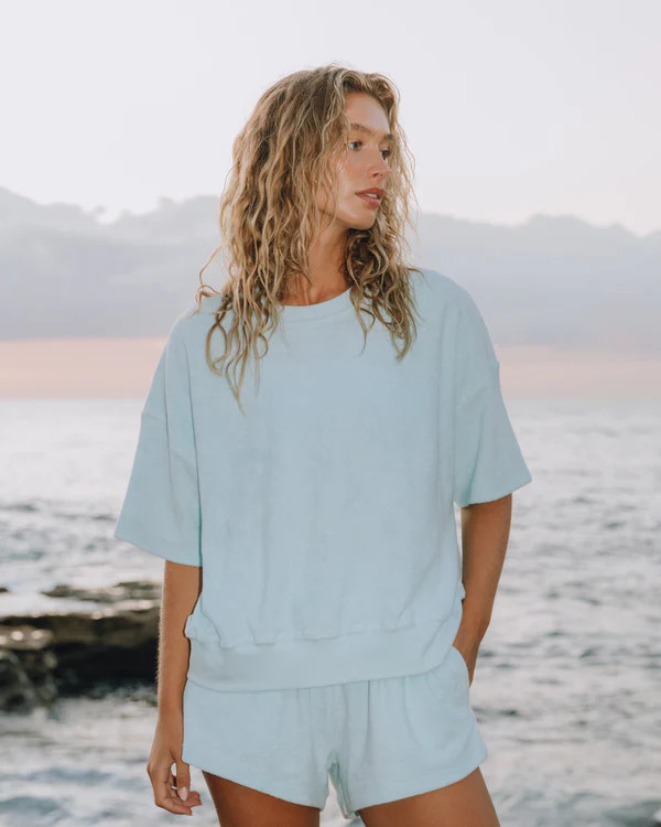 Cropped Sleeve Crew | Daily Drills