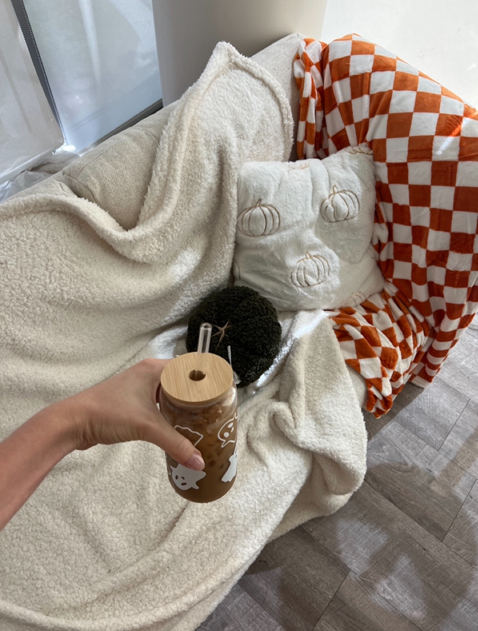 My favorite Amazon finds for Halloween! Making the couch so comfy and spooky 👻 

#LTKSeasonal #LTKxPrime #LTKHalloween