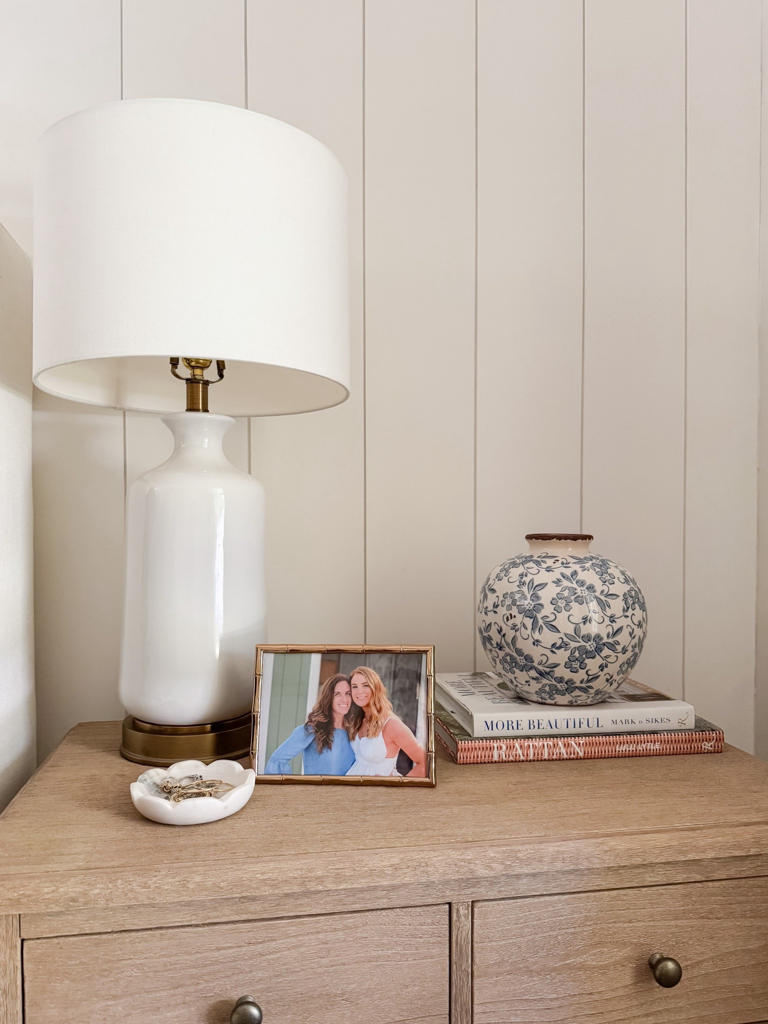 Modern coastal bedroom  Neutral bedroom  nightstands  wall art  throw pillows  Bedroom 

 Home inspo  Seasonal decor  Seasonal home inspo  sherricalnan  sherricalnanhome

#LTKHome #LTKSaleAlert #LTKFindsUnder50