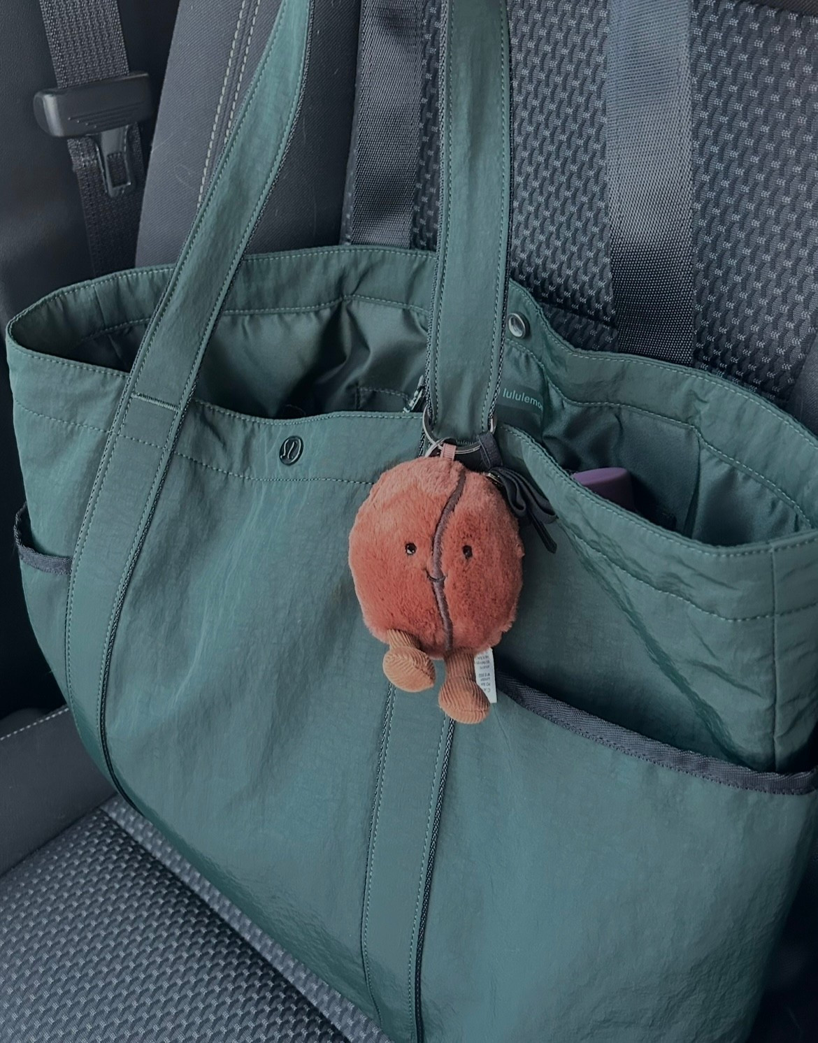 Jellycat coffee bean charm off their website is out of stock:( 
#lululemon #jellycat

#LTKbag #LTKtravel