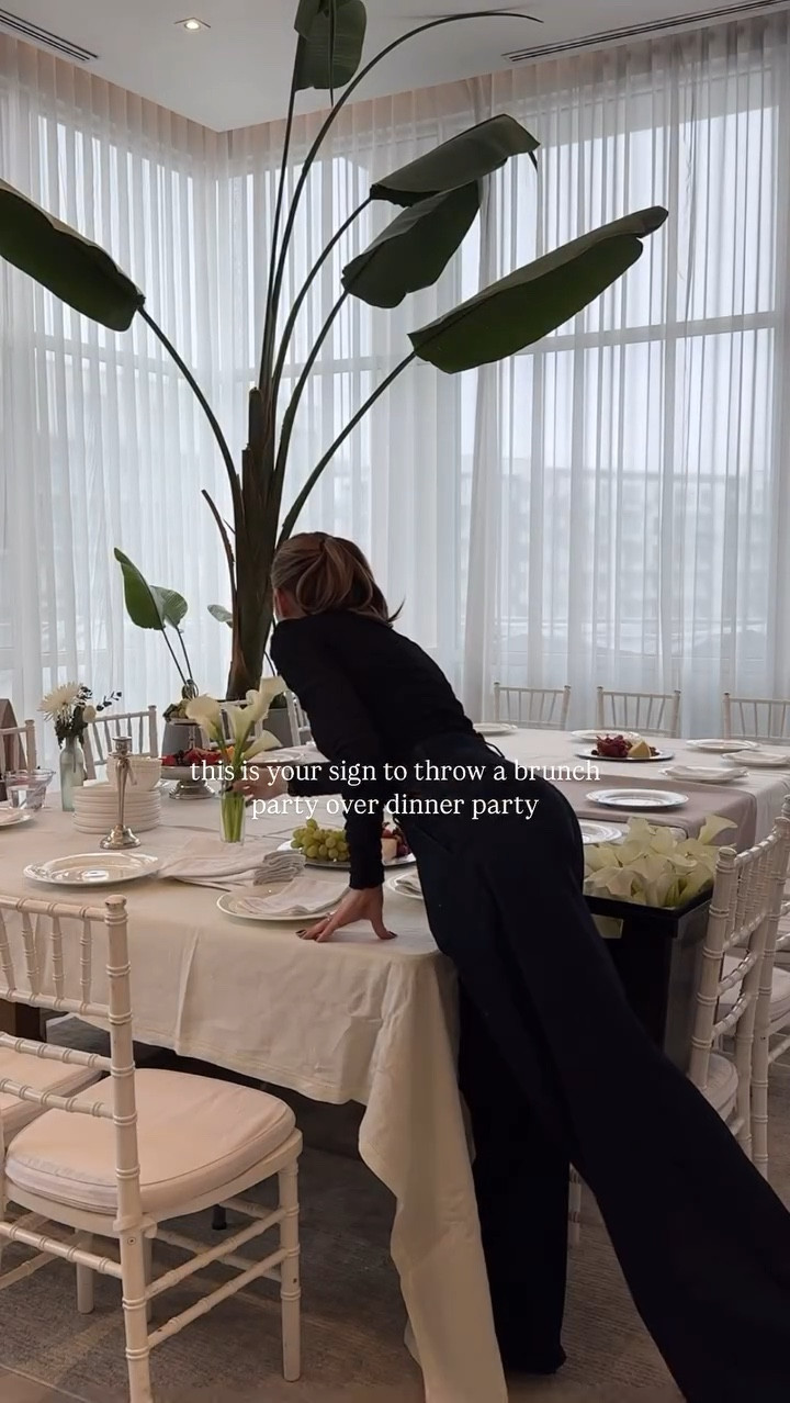 shop host gift guide 

#host #dinnerparty #tablesetting #homegoods #homedecor #interiordesign 

#LTKgiftguide #LTKcanada