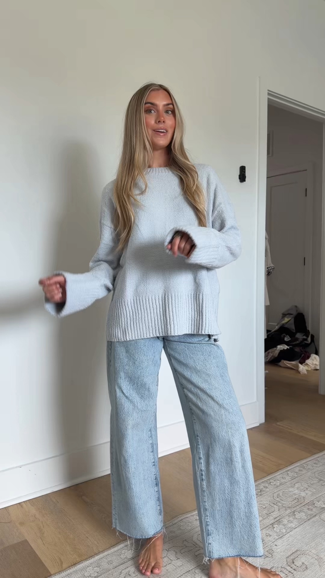 Amazon size small ANRABESS Women Oversized Cozy Knit Sweaters 2026 Fall Fashion Outfits
Soft Fuzzy Sweater, Warm Chunky Long Sleeve Crew Neck Pullover,Winter Clothing,Casual Loose Fit, Work Travel All-Day Wear