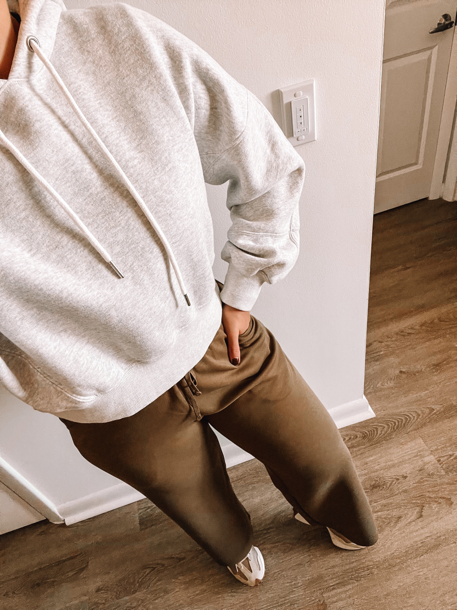 Cozy style, fall style, athleisure style, elevated basics 🤎

#LTKStyleTip #LTKActive #LTKSeasonal