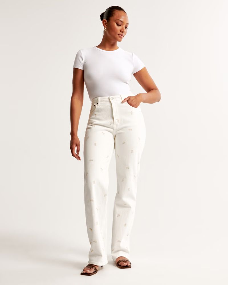 Women's Curve Love High Rise 90s Relaxed Jean | Women's New Arrivals | Abercrombie.com | Abercrombie & Fitch (UK)