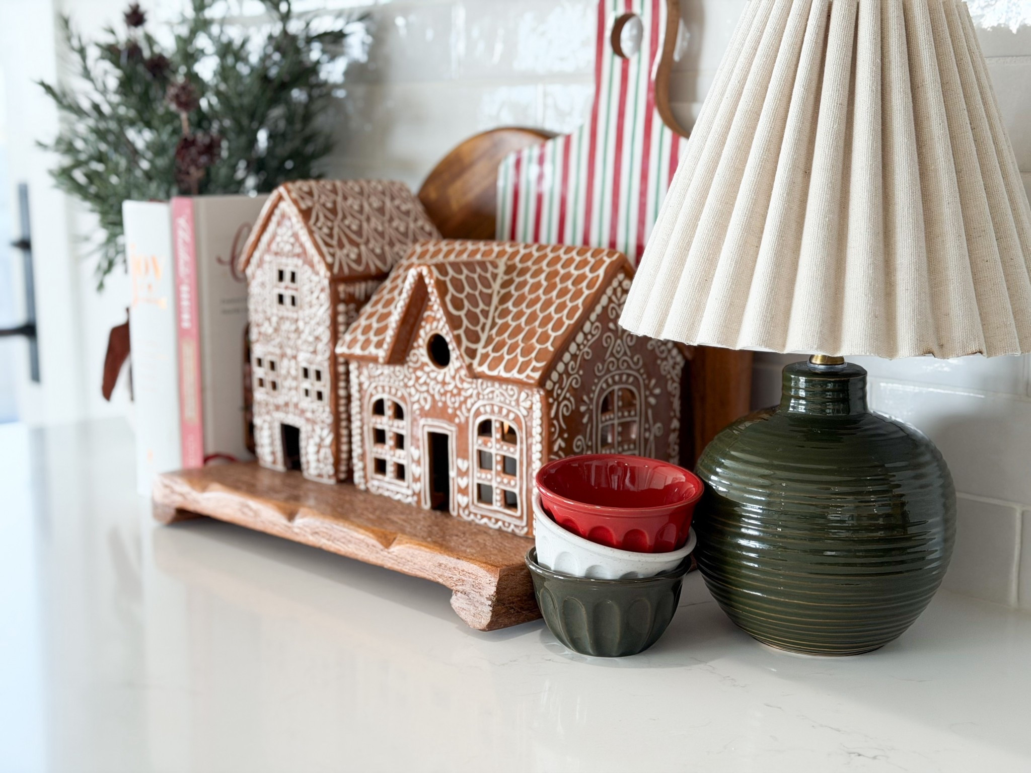 Christmas kitchen decor

#LTKHome #LTKSeasonal #LTKHoliday