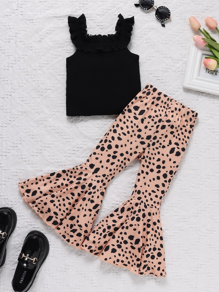 Toddler Girls Ruffle Trim Top & Dalmatian Print Flare Leg Pants | SHEIN