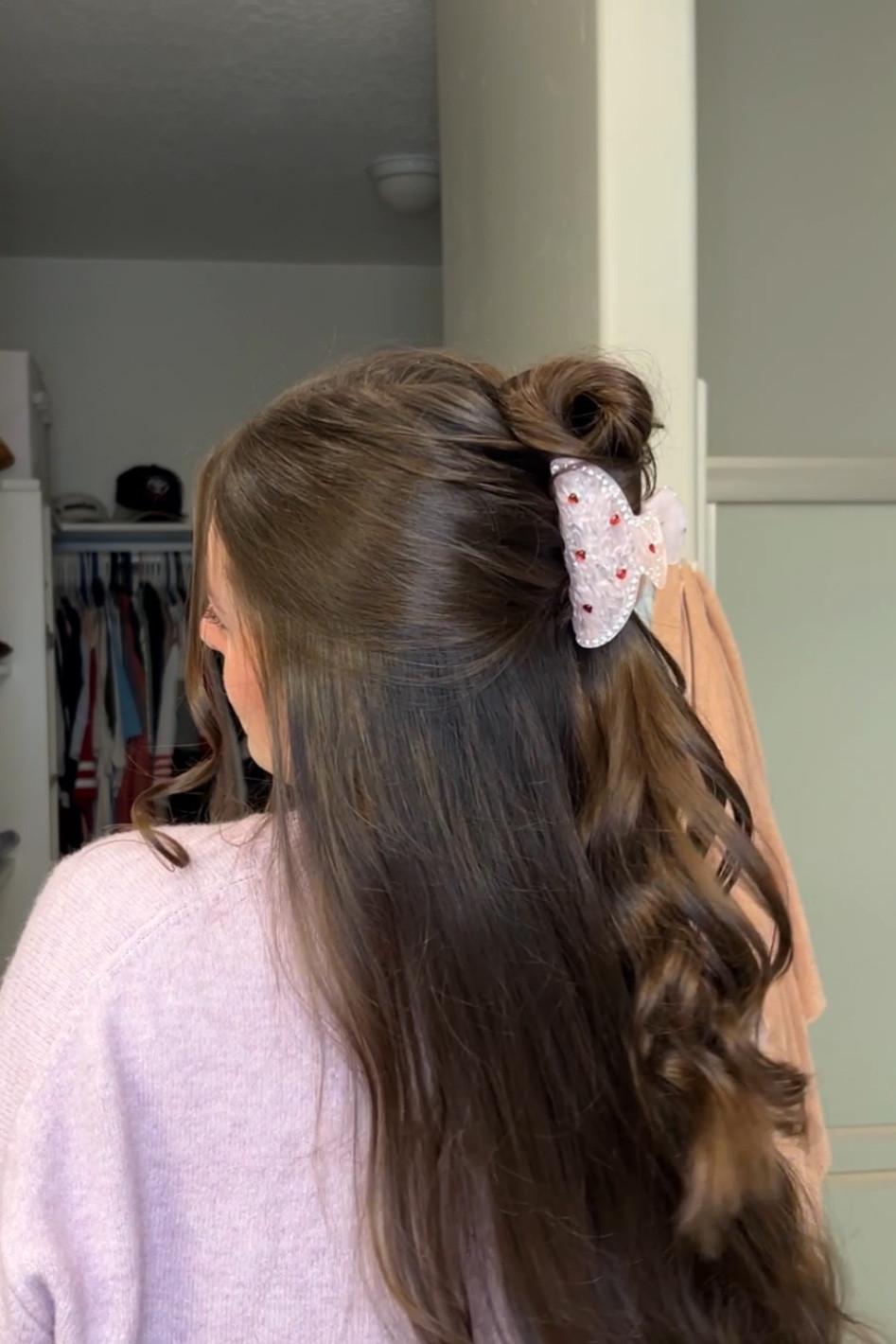 emijay dupe claw clip in red hearts ❣️

#LTKstyletip #LTKSeasonal #LTKsalealert