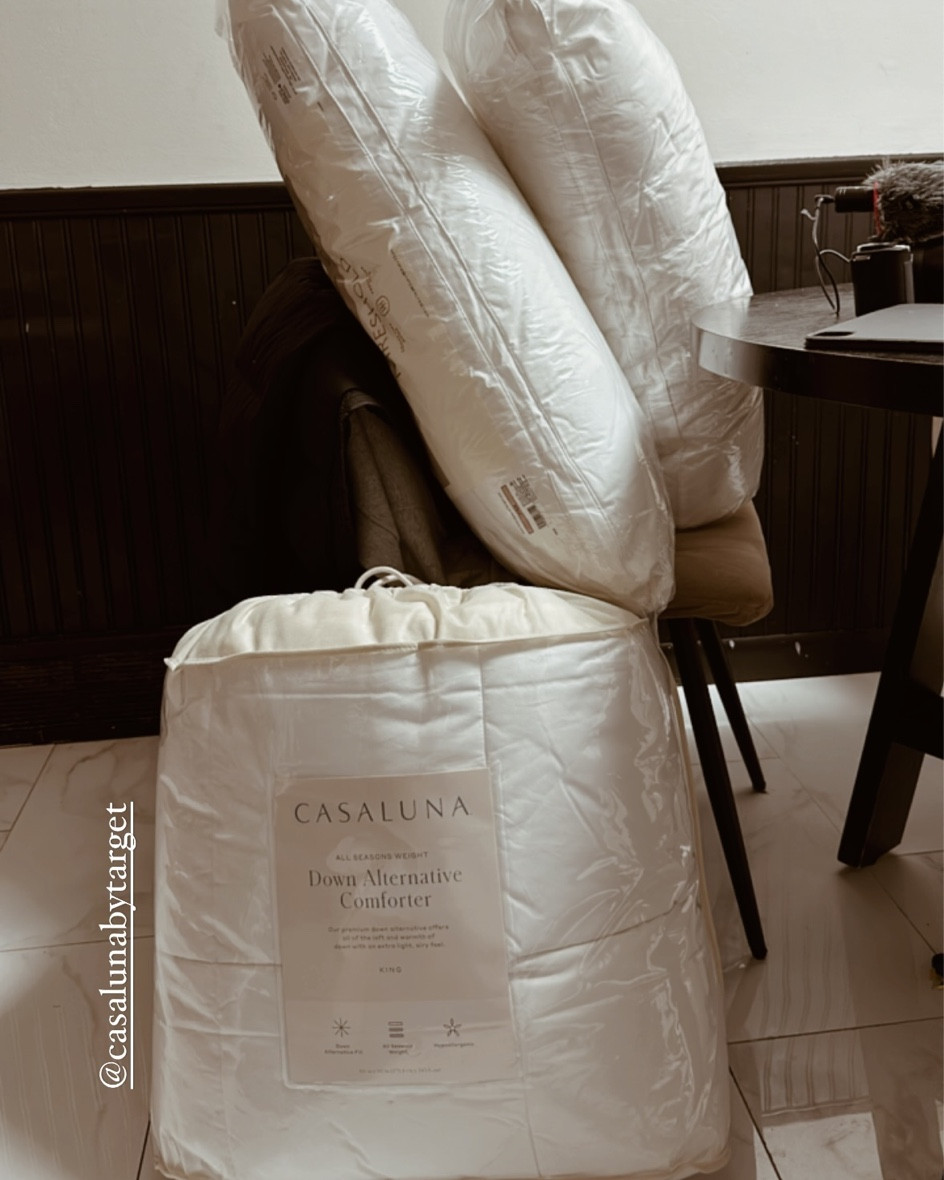 Redoing our bedroom and we’re starting with our bedding! 🙌🏽

#LTKhome #LTKfindsunder50 #LTKSpringSale