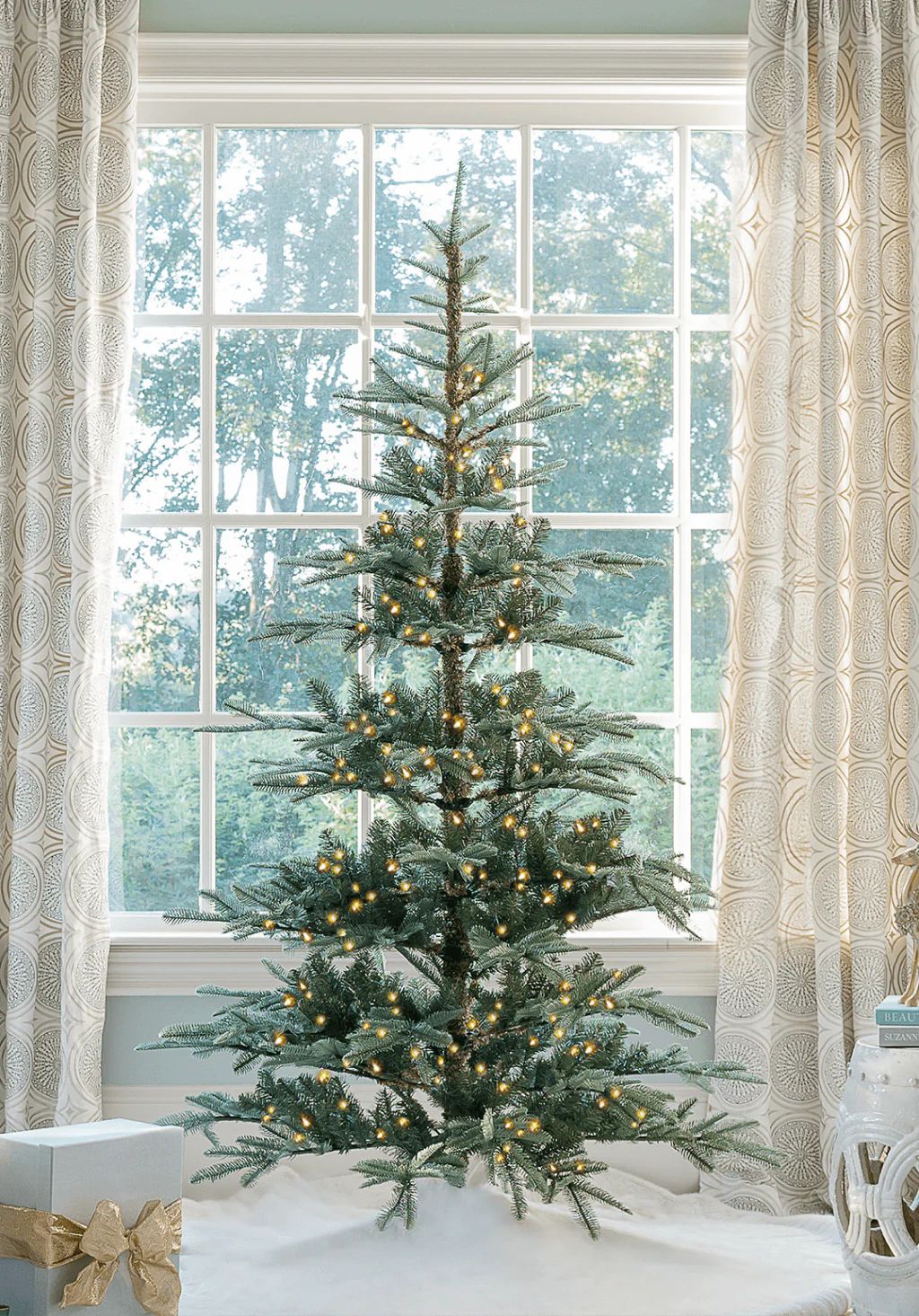 8 Foot King Noble Fir Artificial Christmas Tree 600 LED Lights | King of Christmas
