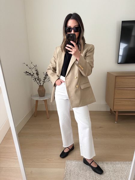 J.crew slim wide jeans. How to style white jeans. 

J.Crew blazer petite 4. Sized up. 
Everlane tee medium
J.crew jeans 24 petite 
Everlane flats 5 
YSL sunglasses 

Spring outfit, jeans, petite style 

#LTKshoecrush #LTKstyletip