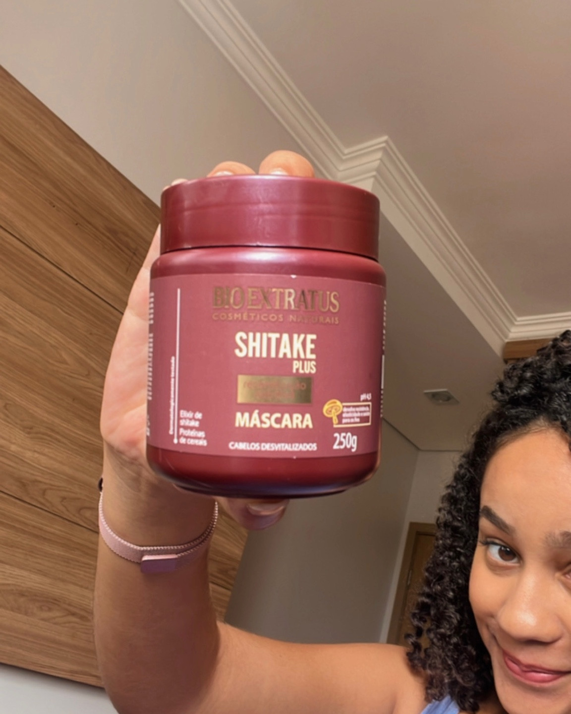 MÁSCARA PARA PÓS RELAXAMENTO, SOLTURA DE CACHOS ou CABELO POROSO? A Shitake é perfeita! Além dela trazer força aos cabelos, ele brilha que é uma beleza! Um dos melhores que amo! 💕

#LTKbeauty #LTKU #LTKbrasil