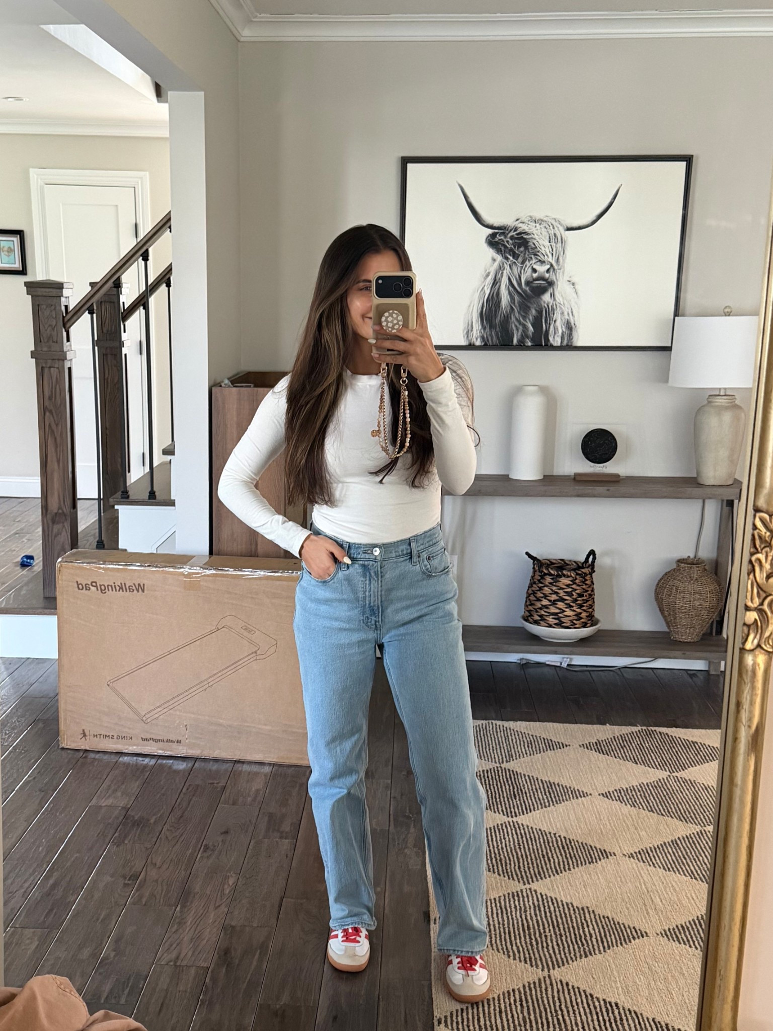 The best basic long sleeve and jeans 

Spring outfit 
Jeans 
Amazon finds 
