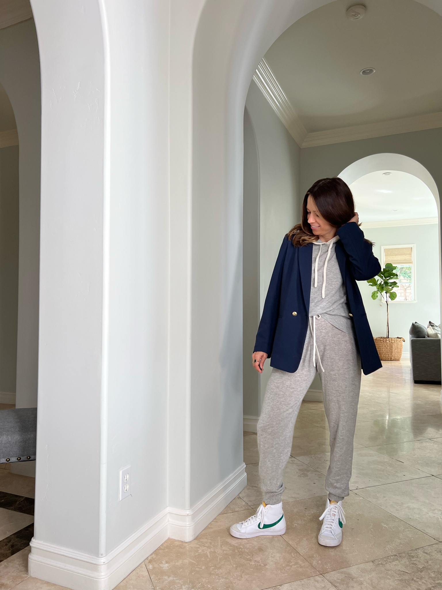 Cashmere blend jogger suit with a blazer for cozy, but pulled together but still keep it cute! 

Code and link in my stories for 30% off site wide. ✨

My Black Friday sales (not them all, just the ones I’m really shopping and really truly like) will be on the blog, on the grid and on stories  

 

#LTKGiftGuide #LTKSeasonal #LTKtravel