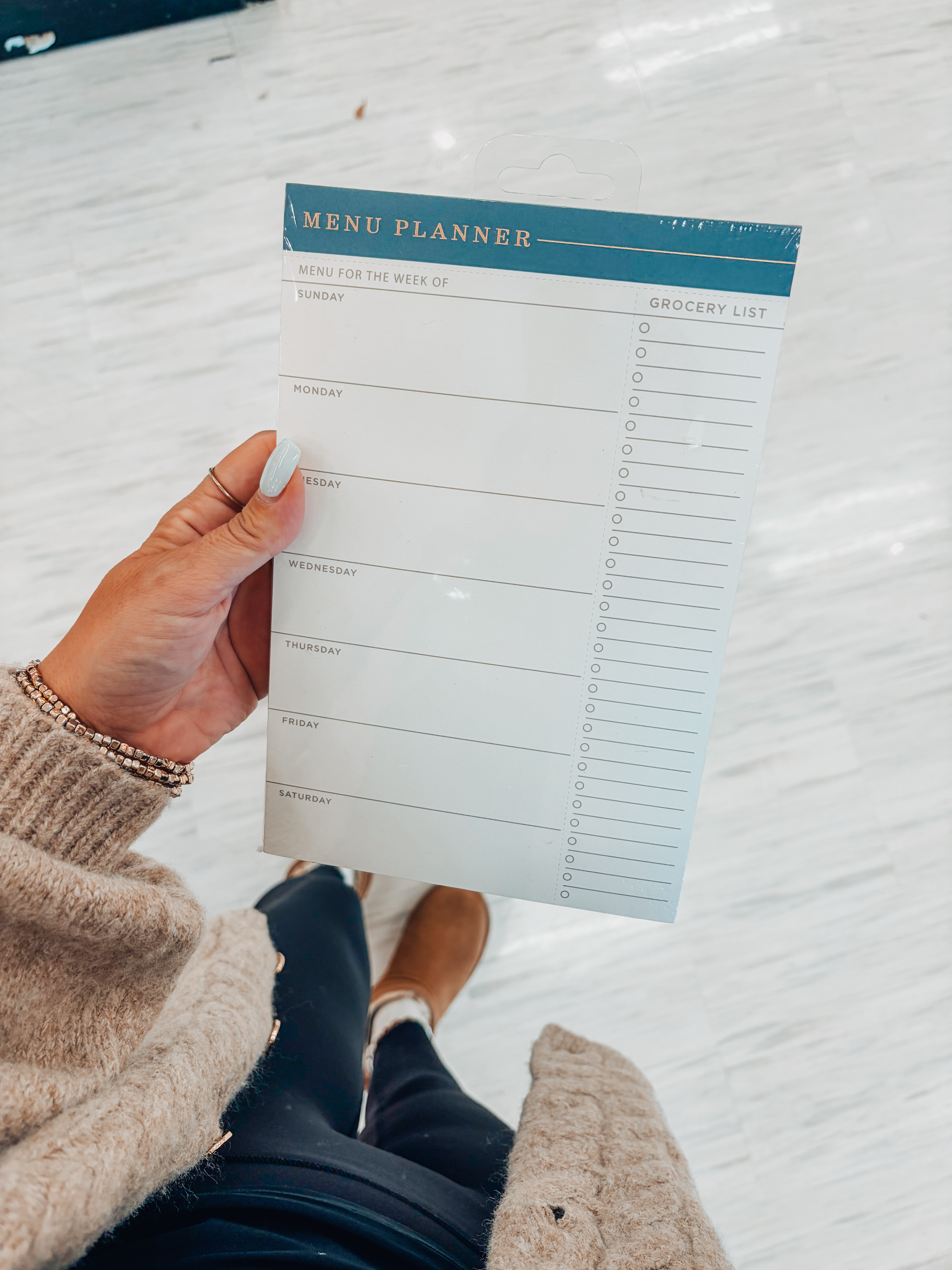 Trying to stay organized over here 😅 this weekly menu planner makes grocery trips & meal prep SO much easier! 

 

#LTKmomlife #LTKfoodie #LTKHome