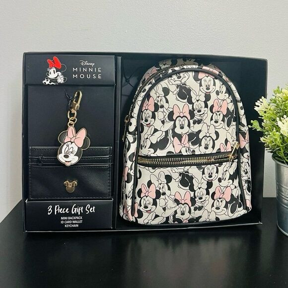 Disney Minnie Mouse 3 pcs Gift Set - Mini Backpack, ID Card Wallet, keychain | Poshmark