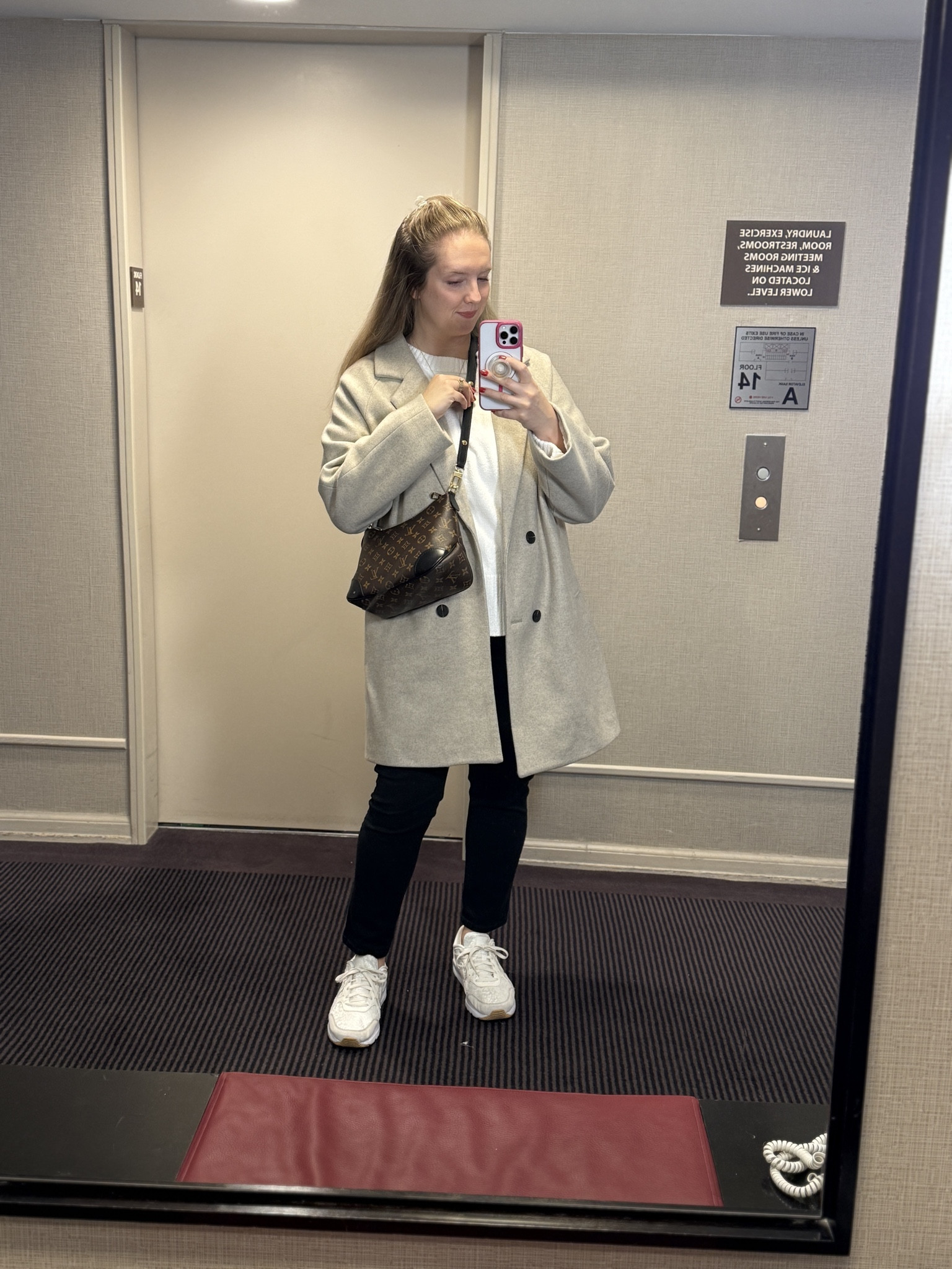 Dressed for a day in the city with my shoulder bag turned crossbody nice and close to me. I liiiiive for a dynamic neutral outfit like this! You look so put together with some simple capsule closet pieces!

#LTKootd #LTKMidsize #LTKFindsUnder50