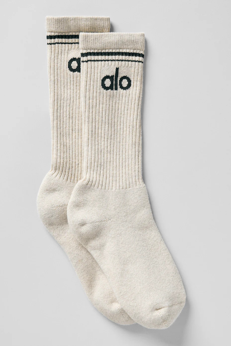 Alo Yoga® | Throwback Socks in Oatmeal Heather/Charcoal Green Beige, Size: Medium | Alo Yoga (US)