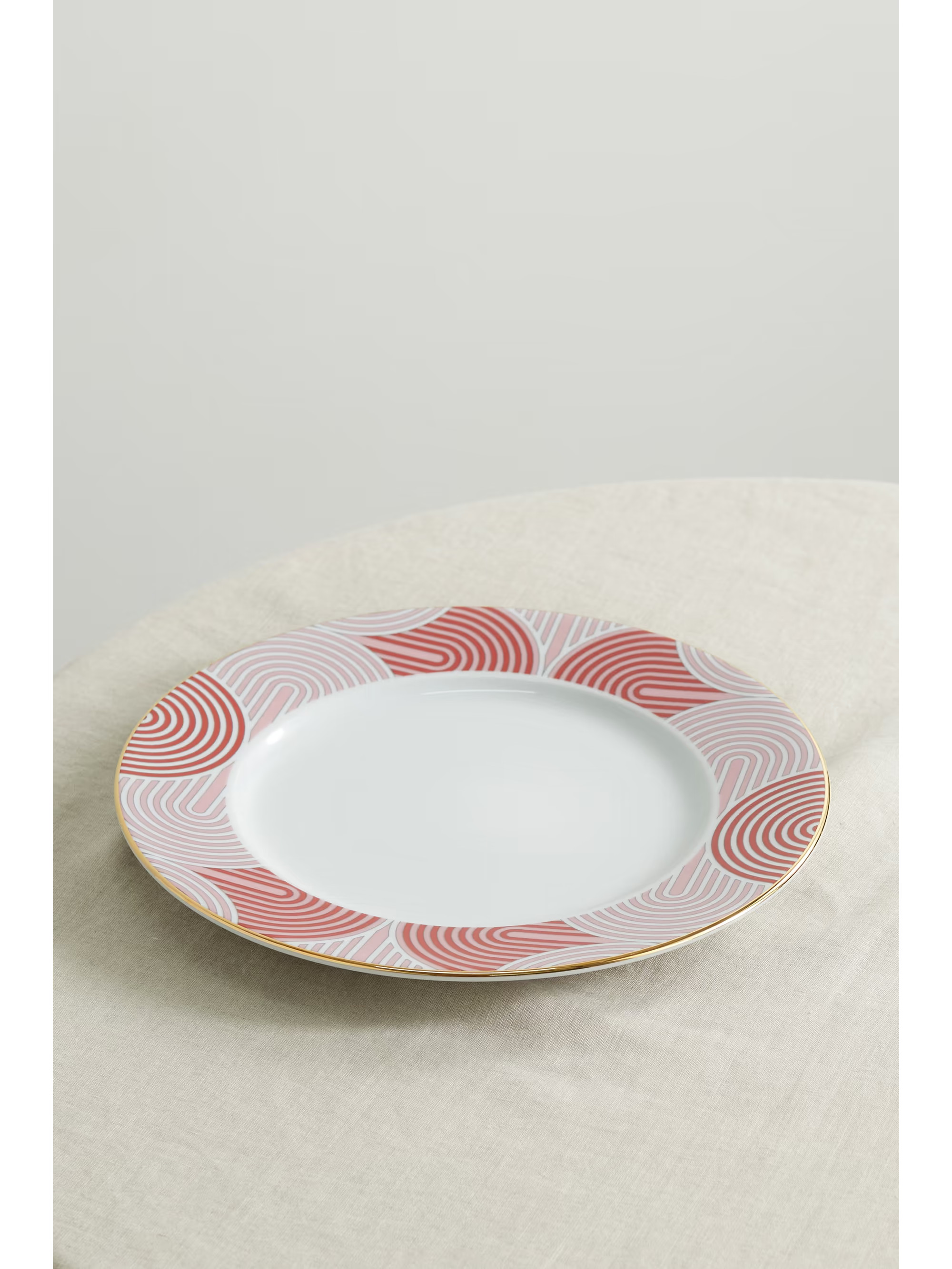 31cm gold-plated porcelain charger plate | NET-A-PORTER (US)