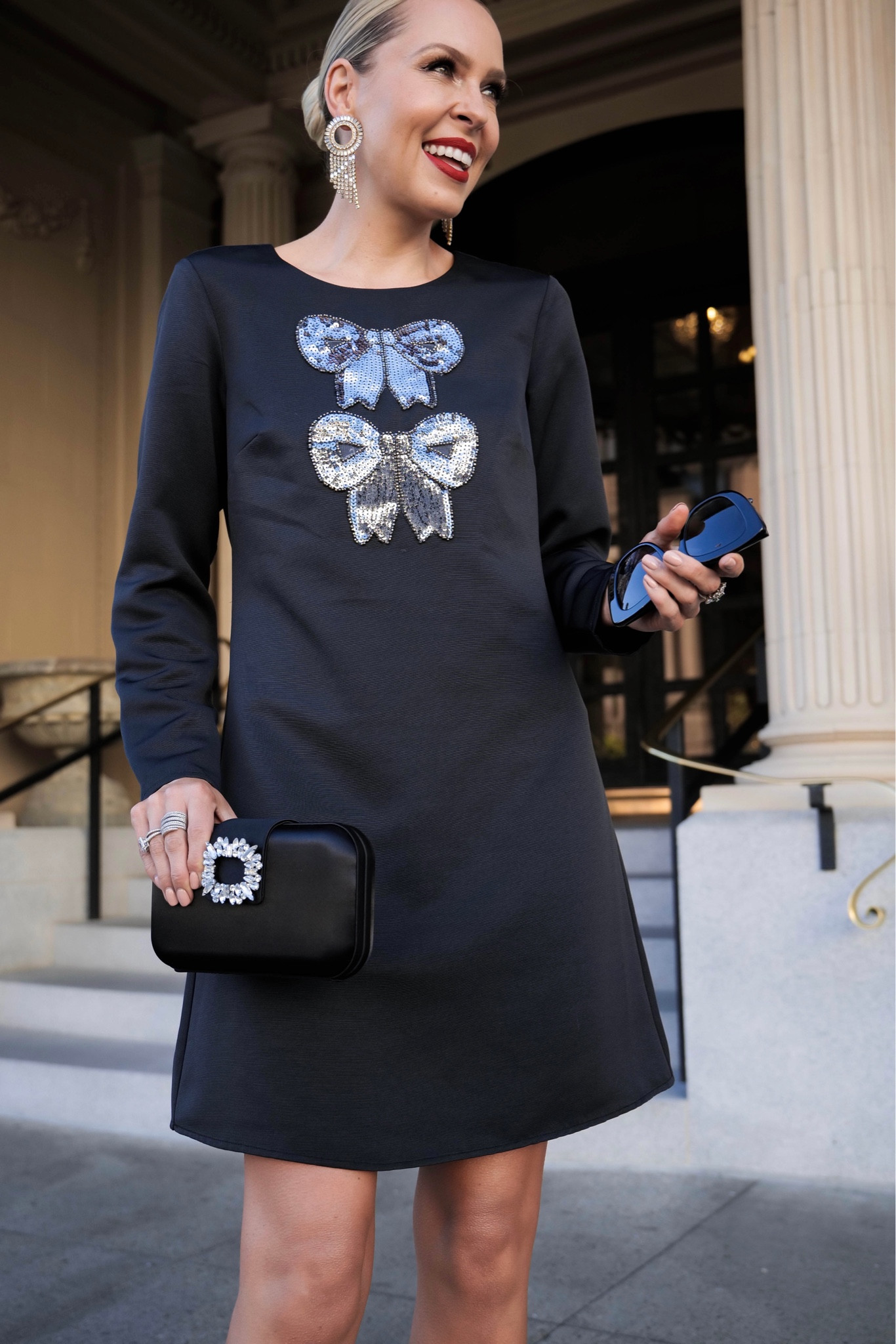 A huge congratulations to my gf @jenniferlake on another FABULOUS collection with @sailtosable! Bring on all the sequins and bows!! Sharing the full collection with all the links in today’s blog post and my LTK. {tap the link in my bio to shop}



#LTKstyletip #LTKGiftGuide #LTKHoliday