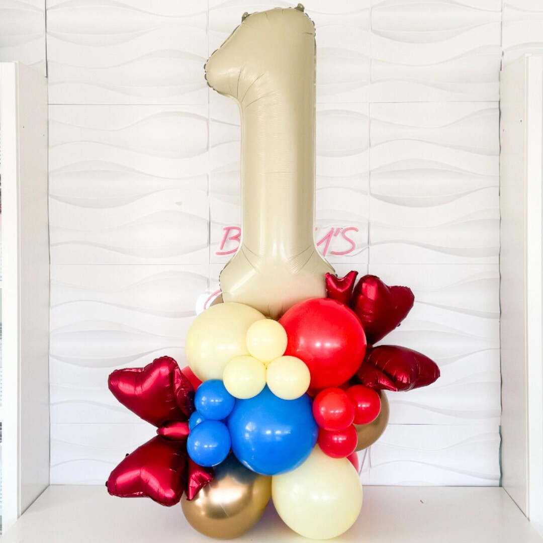 Snow White Theme Birthday Balloon Tower - Snow White Birthday Party - 1st Birthday Balloons - Bal... | Etsy (US)