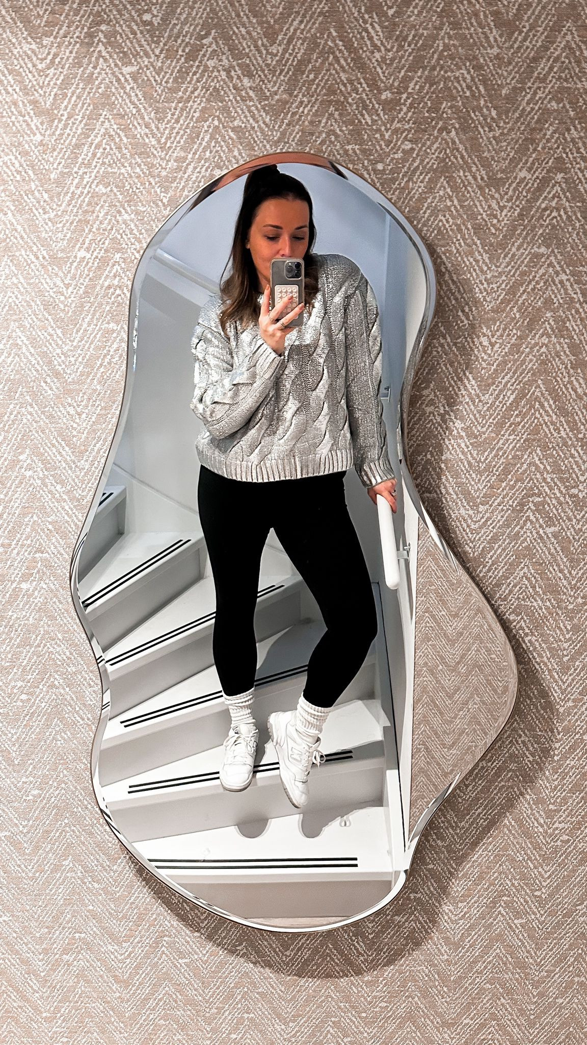 Metallic sweater look 🩶

outfit inspiration, autumn outfit, H&M, pack of socks, New Balance 550, black leggings, Nederland. 

#LTKeurope #LTKSeasonal #LTKstyletip