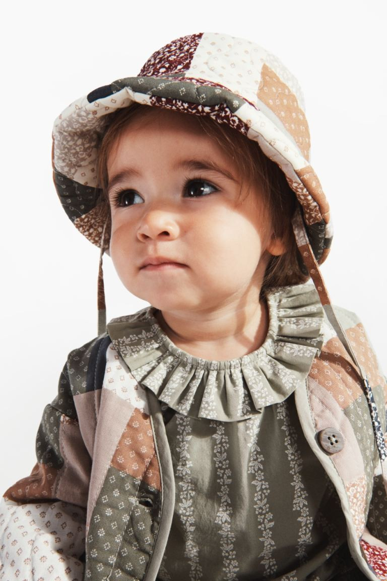 Padded Bucket Hat | H&M (US + CA)
