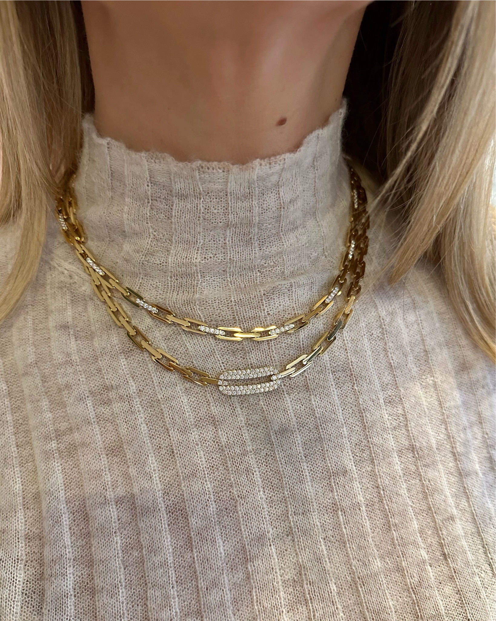 Yellow gold and diamond link necklaces new at Saks

Gold chain necklace
Diamond necklace
Turtleneck
Fall outfit
Fine jewelry
Roberto coin
#sakspartner
#saksteam

#LTKStyleTip #LTKHoliday #LTKGiftGuide