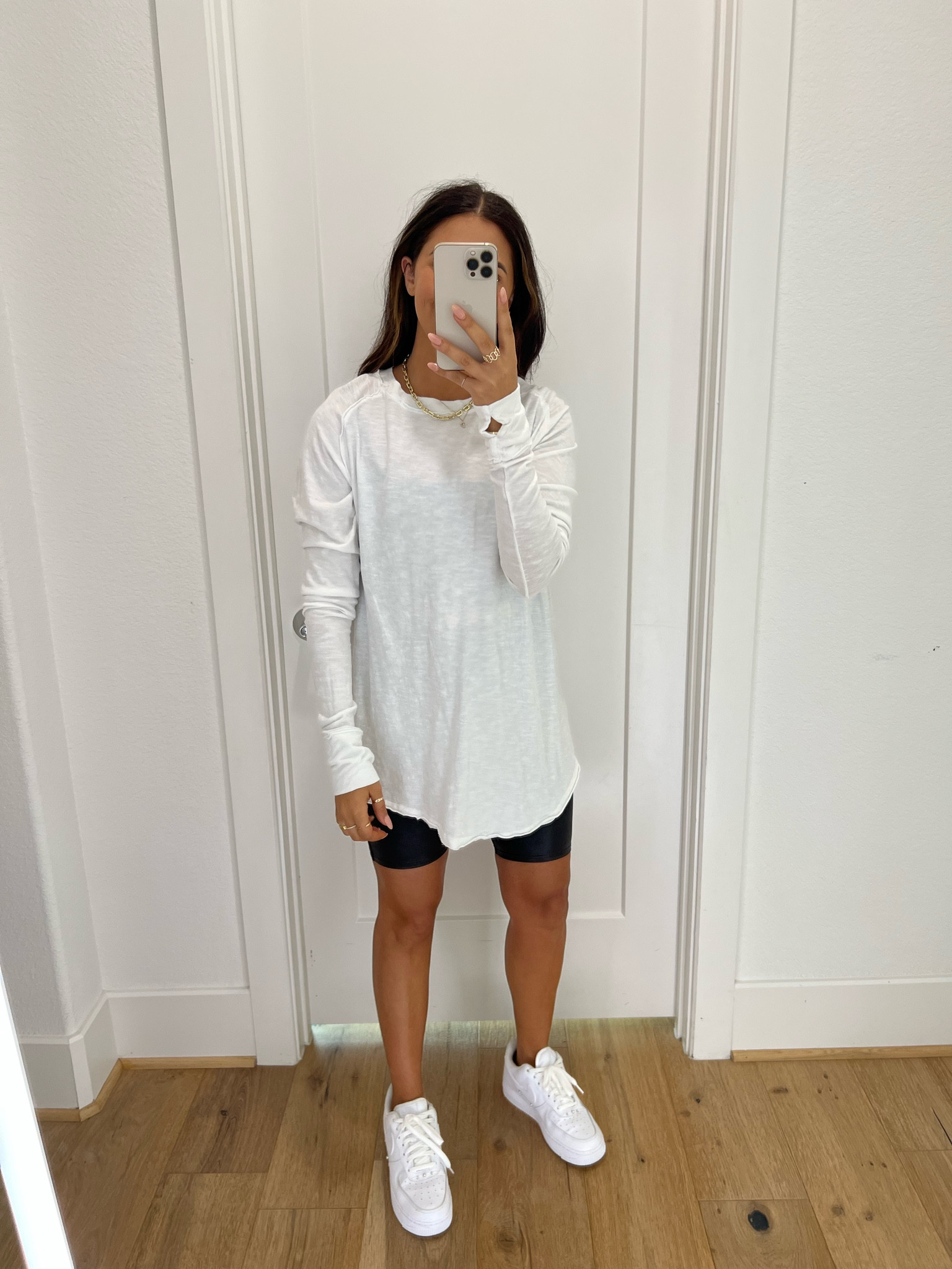 Bottoms: medium 

Code: flash for 50% off

Dressupbuttercup.com 

#dressupbuttercup