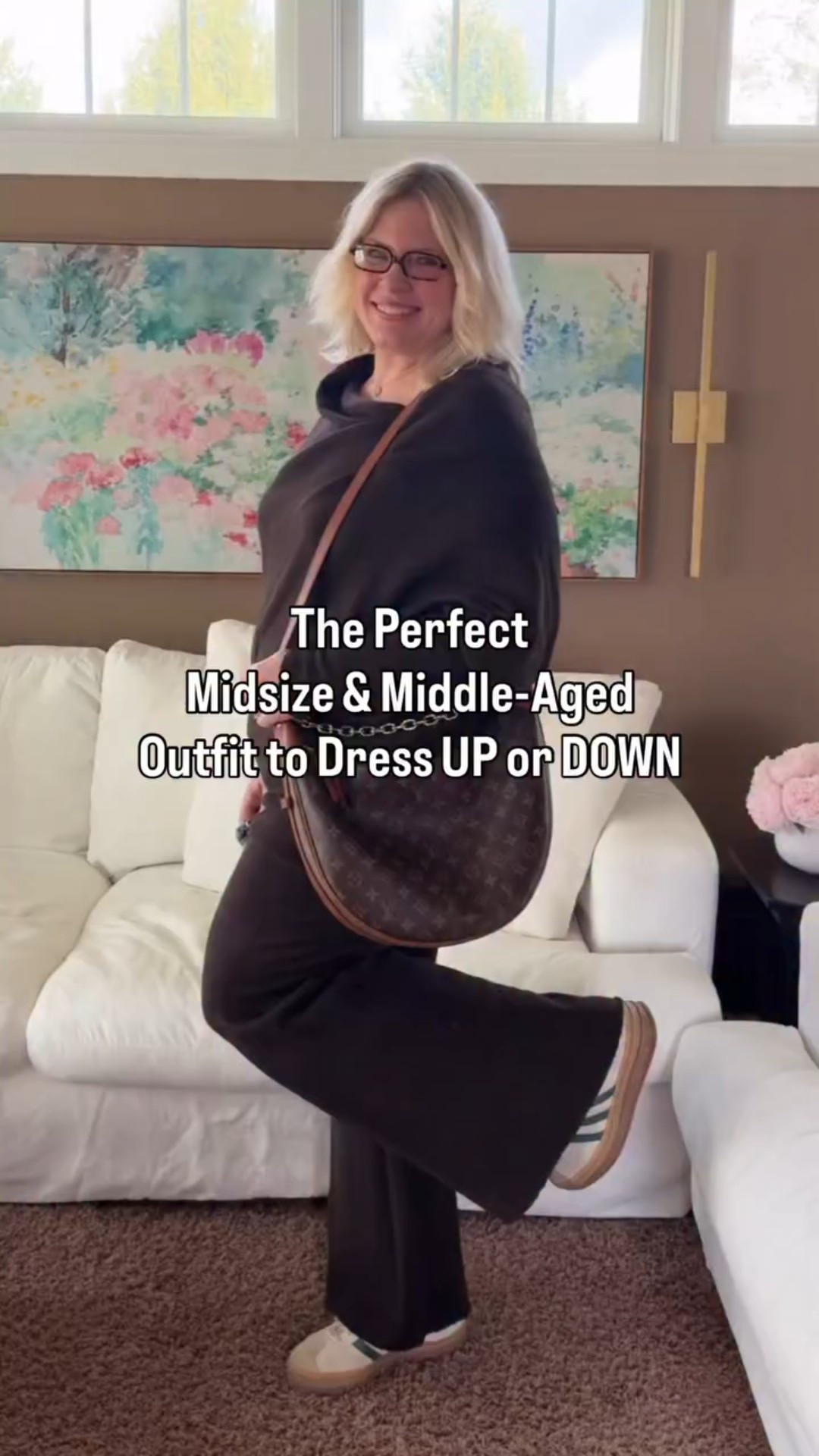 Nothing better than a comfy outfit that can easily be dressed up or down!  @jaki #midsizefashion #over40style #over50fashion #midsize #over30style #midsizestyle