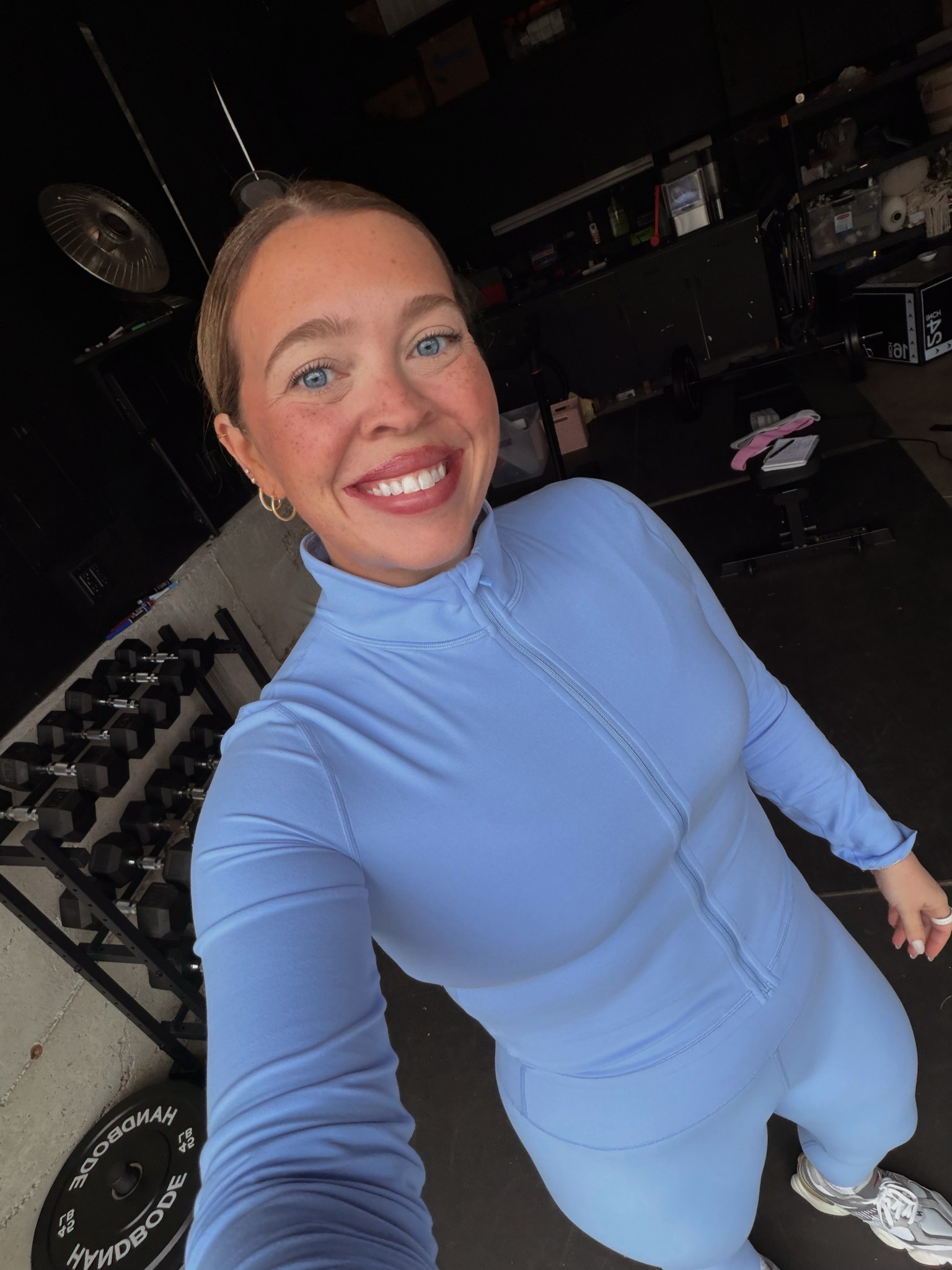 Size 10 gym outfit of the day! 🩵🩵 Wearing a size 10 in everything! 

Size 10 | M/L | 5’3” 

#LTKActive #LTKfitnessgoals #LTKMidsize