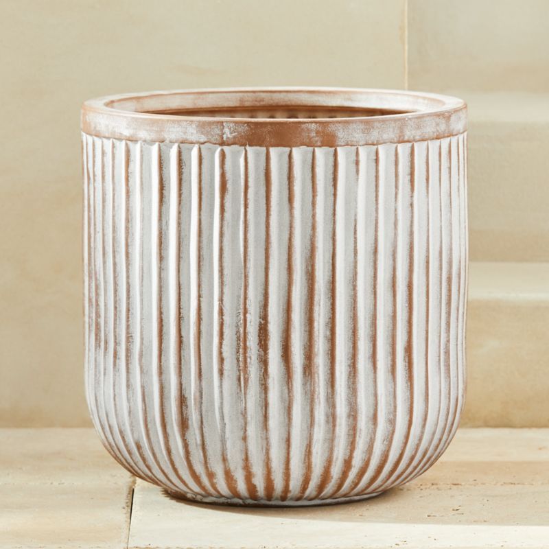 Caio Fluted Planter Large + Reviews | CB2 | CB2