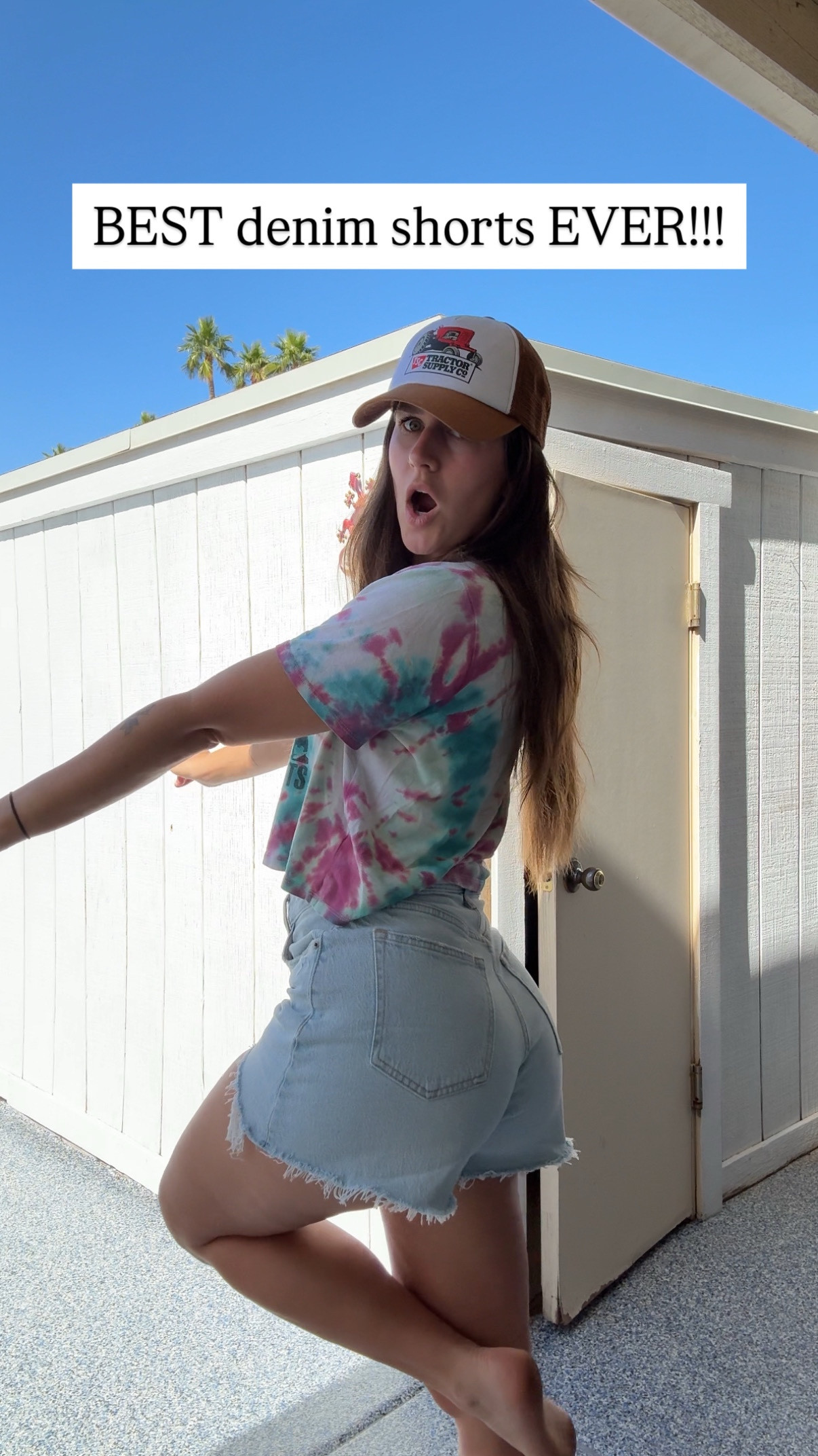 Hands down the best denim shorts, I will not be taking them off all summer!!! Abercrombie curve love, i love you🫶🏼

My details- 
Color: Light
Size: 27
 #LTKsummer #abercrombie #summerfinds 