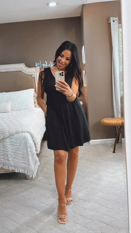 I love this simple LBD! Pair it with a cardigan for work or wear it to dinner. It’s under $17, and I’m wearing a small.
🖤🖤🖤🖤🖤🖤🖤🖤🖤🖤🖤🖤

#LTKOver40 #LTKStyleTip #LTKFindsUnder50