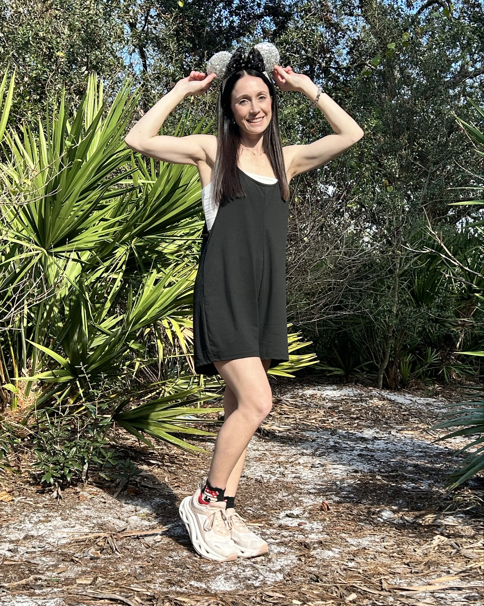 Disney outfit ✨🖤

#LTKFindsUnder50 #LTKmomlife #LTKootd