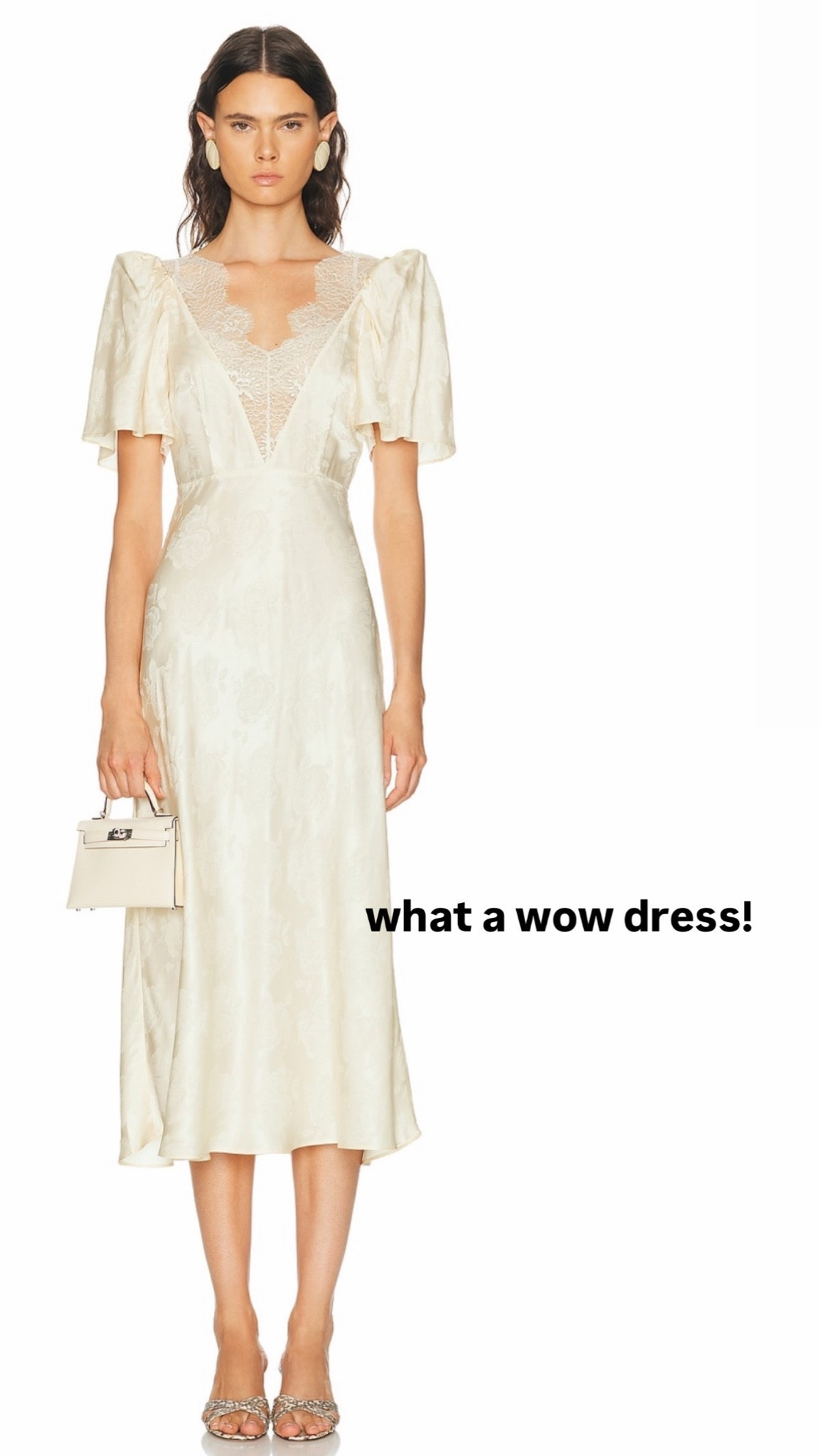 Wow pieces at FWRD

#LTKTravel #LTKSeasonal #LTKootd