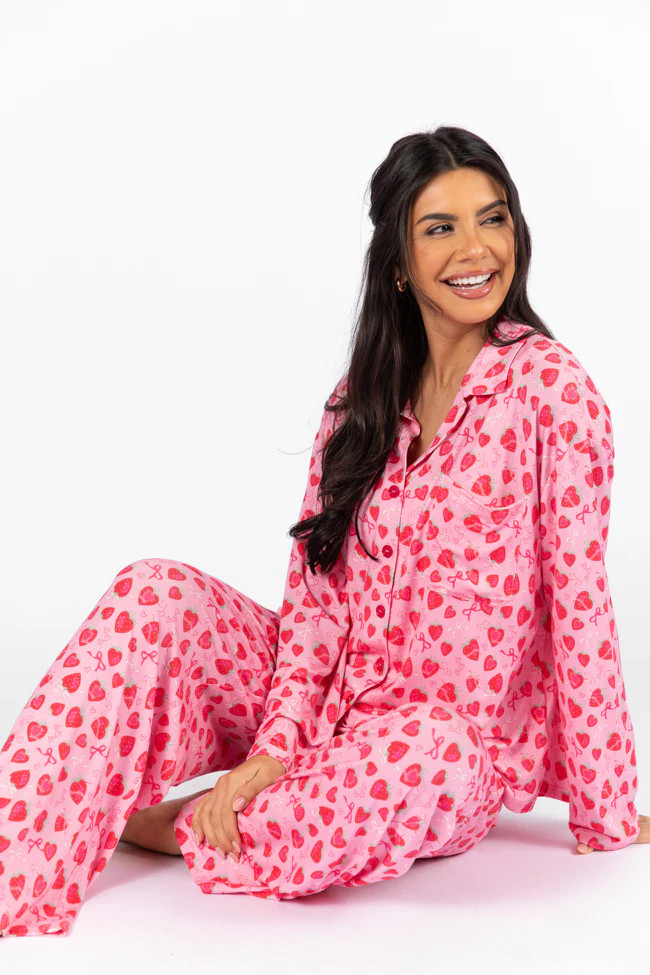 Sweet Dreams Strawberry Hearts Long Sleeve Pajama Top | Pink Lily
