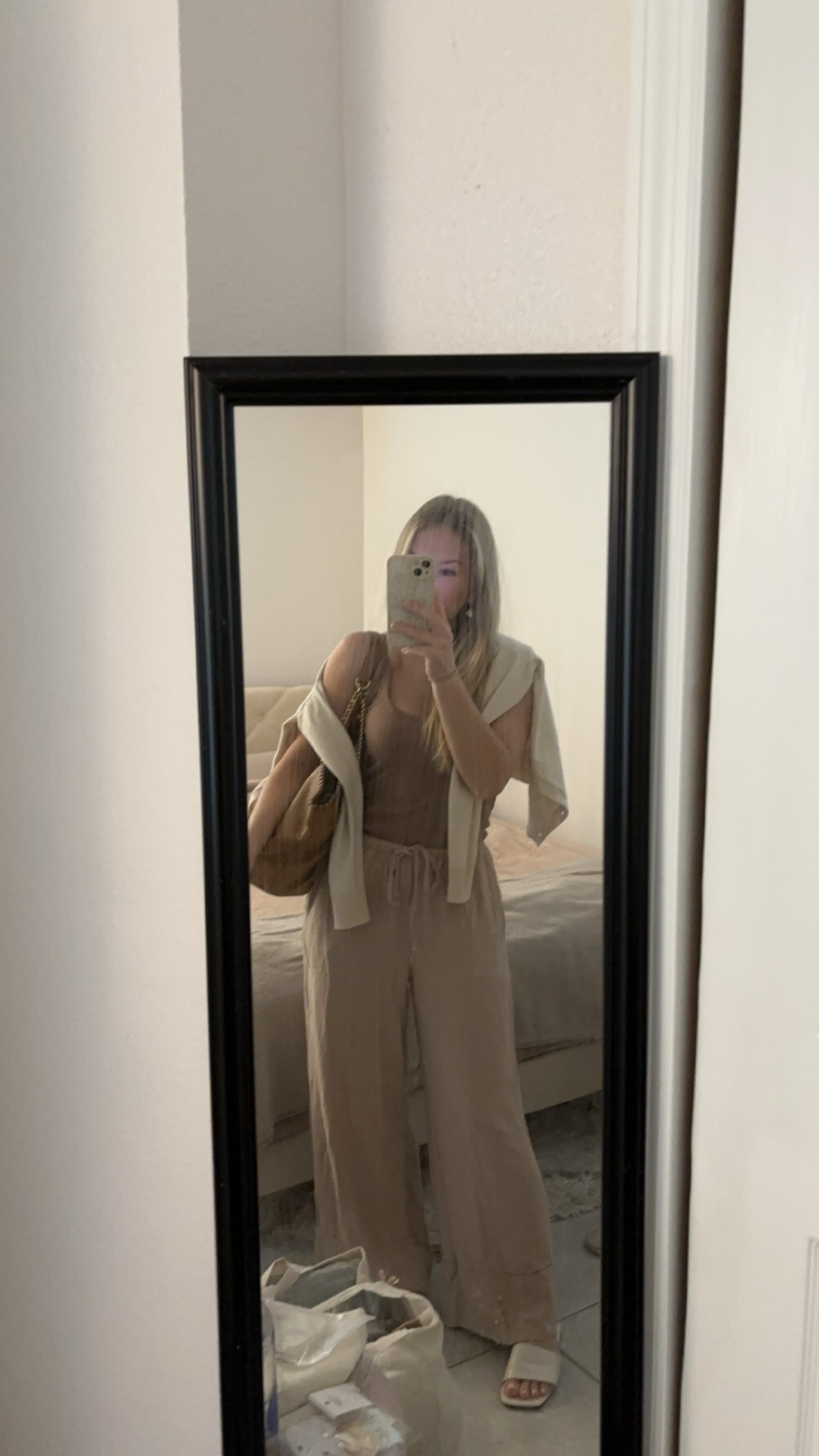 Neutral casual linen pants outfit idea🫶🏻

#LTKootd
