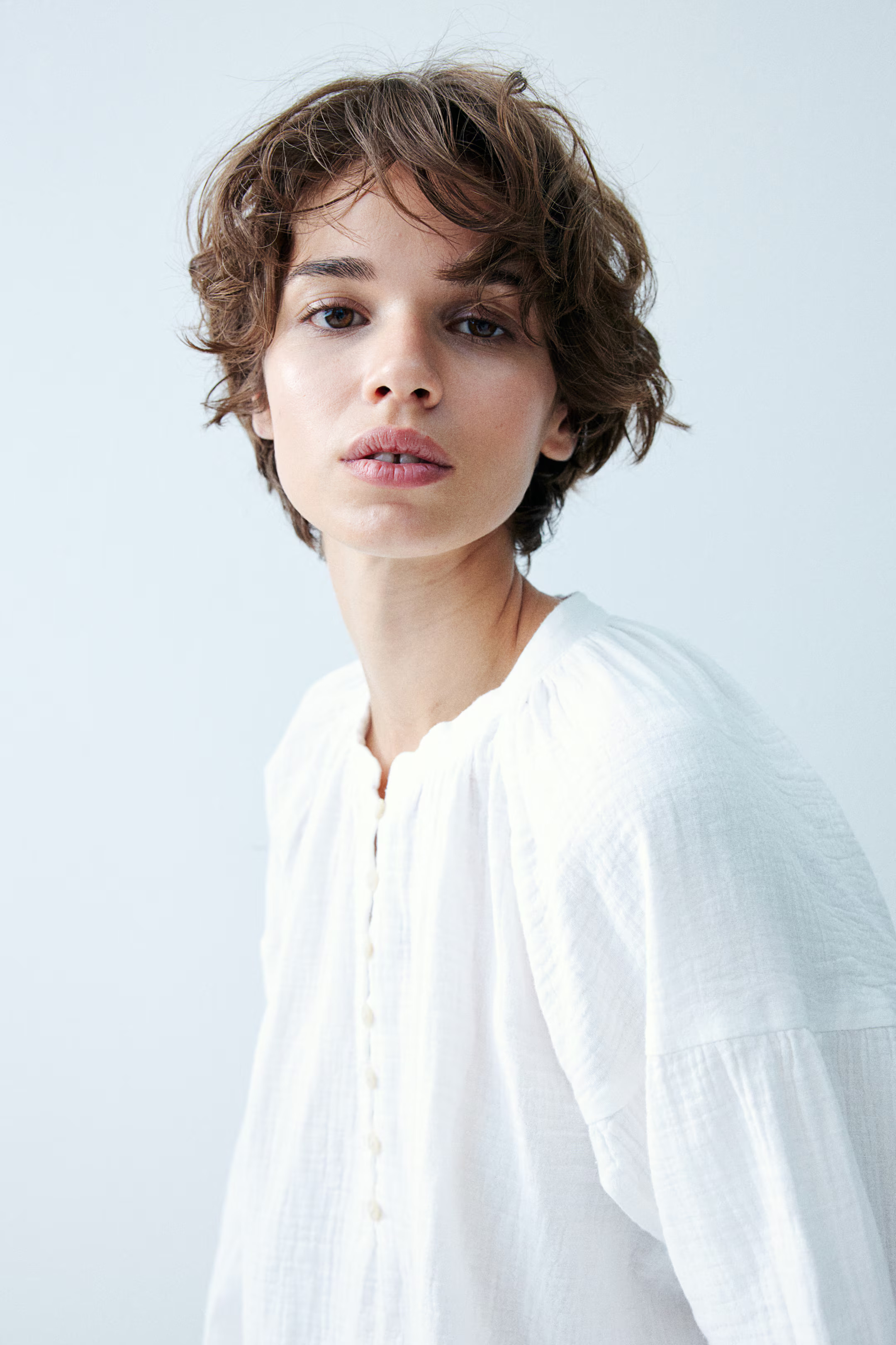 Balloon-Sleeved Muslin Blouse - White - Ladies | H&M US | H&M (US + CA)
