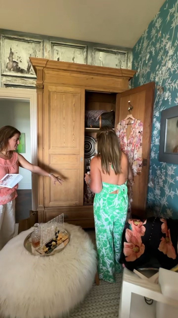 Some behind the scenes of the Bar Harbor Show-house from this past weekend! What an amazing event to have been apart of💛 A memory that I will remember forever… getting to meet Martha Stewart!!!

#LTKhome #LTKFind #LTKworkwear