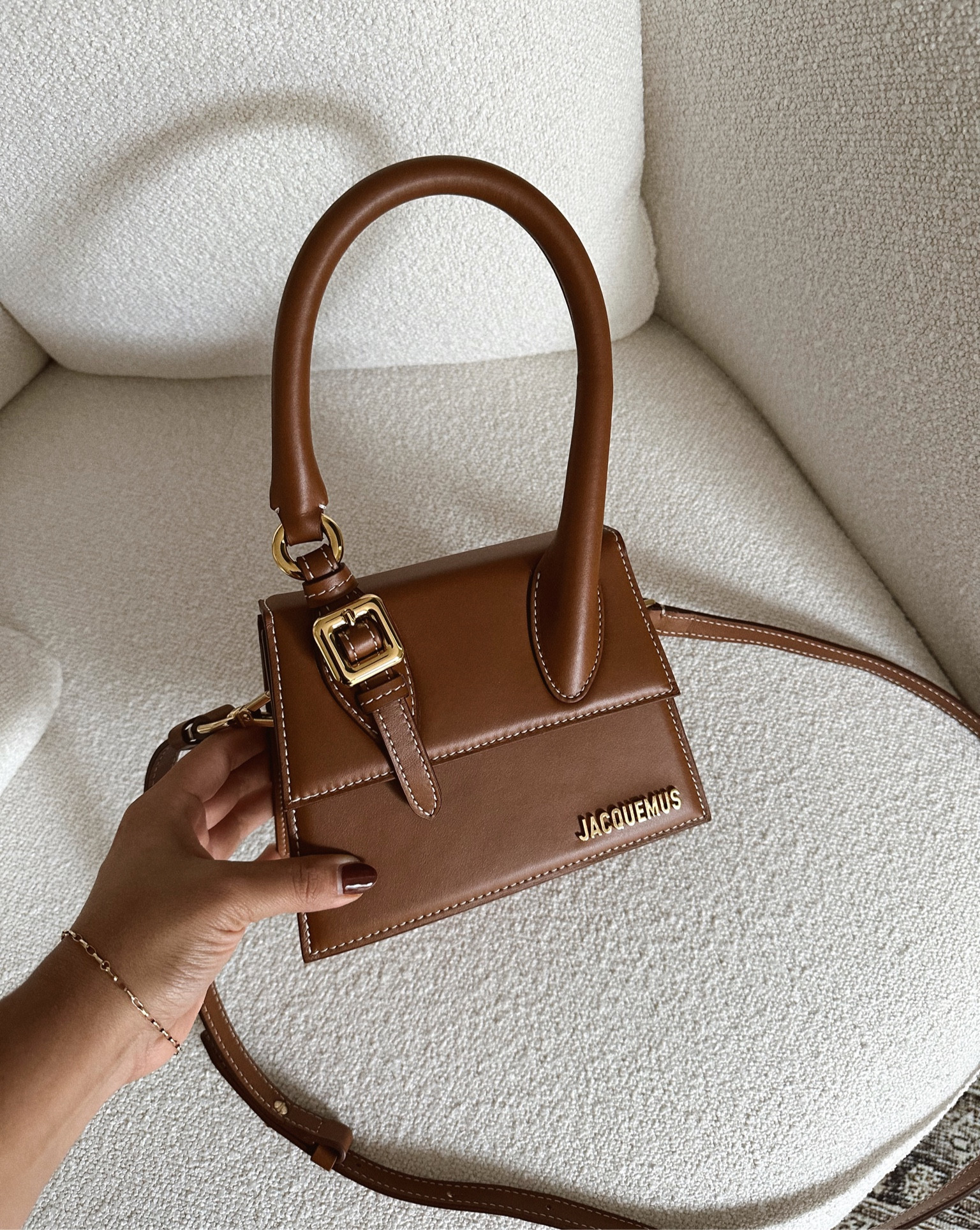 New Fall Jacquemus bag 🤎 I’m in love 🥹 so versatile, can be used with or without the crossbody strap, fits wallet, lipstick, pen, gum, phone (not the iPhone max size though) #handbag #fallbag #designerbag #crossbody #jacquemus

#LTKGiftGuide #LTKstyletip #LTKitbag