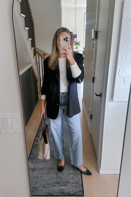 Spring Outfit | What to Wear to the Office

These jeans are under $100 and SO GOOD! True to size, but they do give a little bit, so I would size down if you’re in between.

Styled with tweed captoe slingback flats (that remind me of Chanel), a cozy white knit, and an oversized black blazer. Classic, comfortable, and chic for the office!

#LTKworkwear #LTKfindsunder100 #LTKSeasonal
